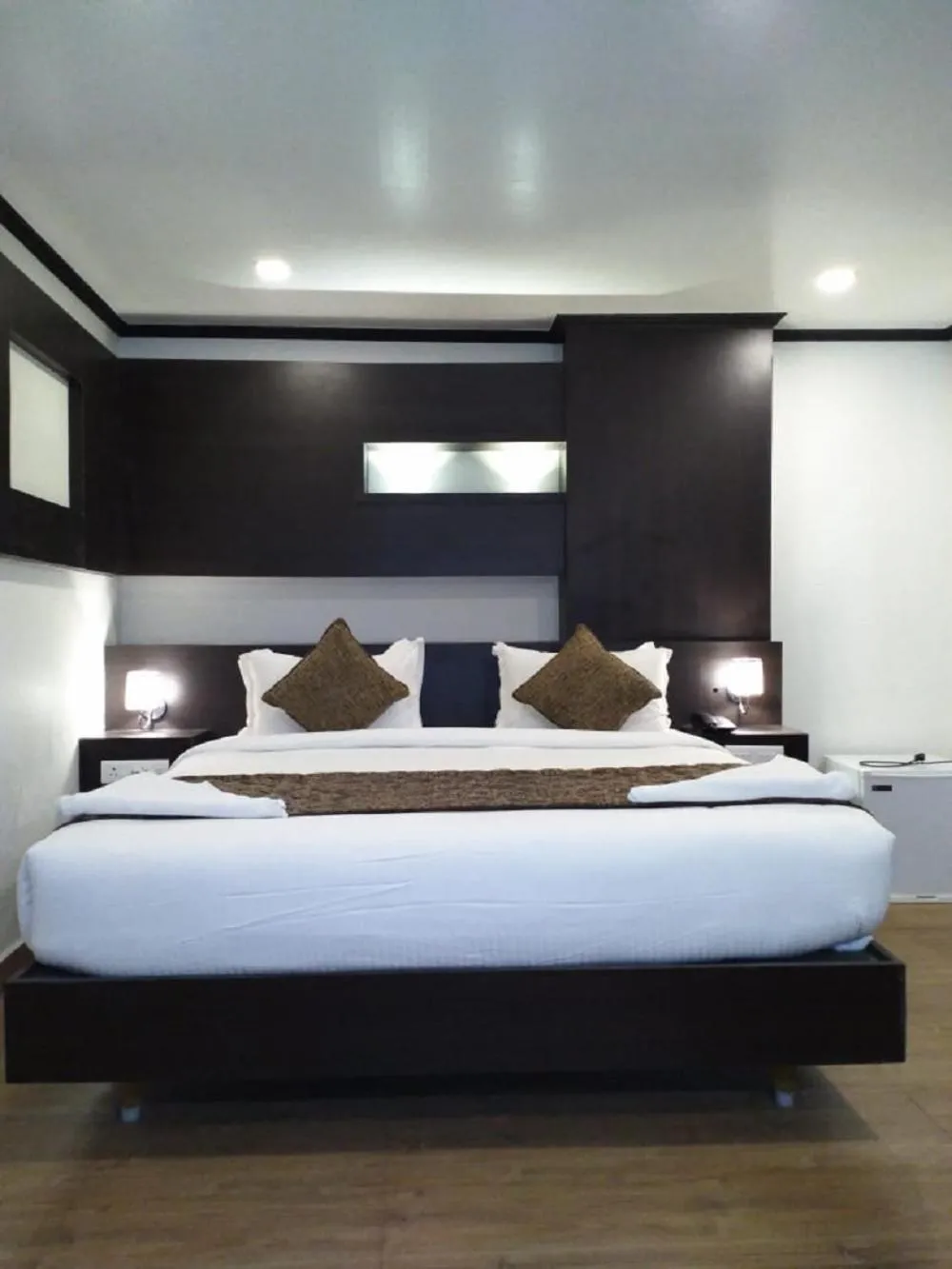 saravanaa residency