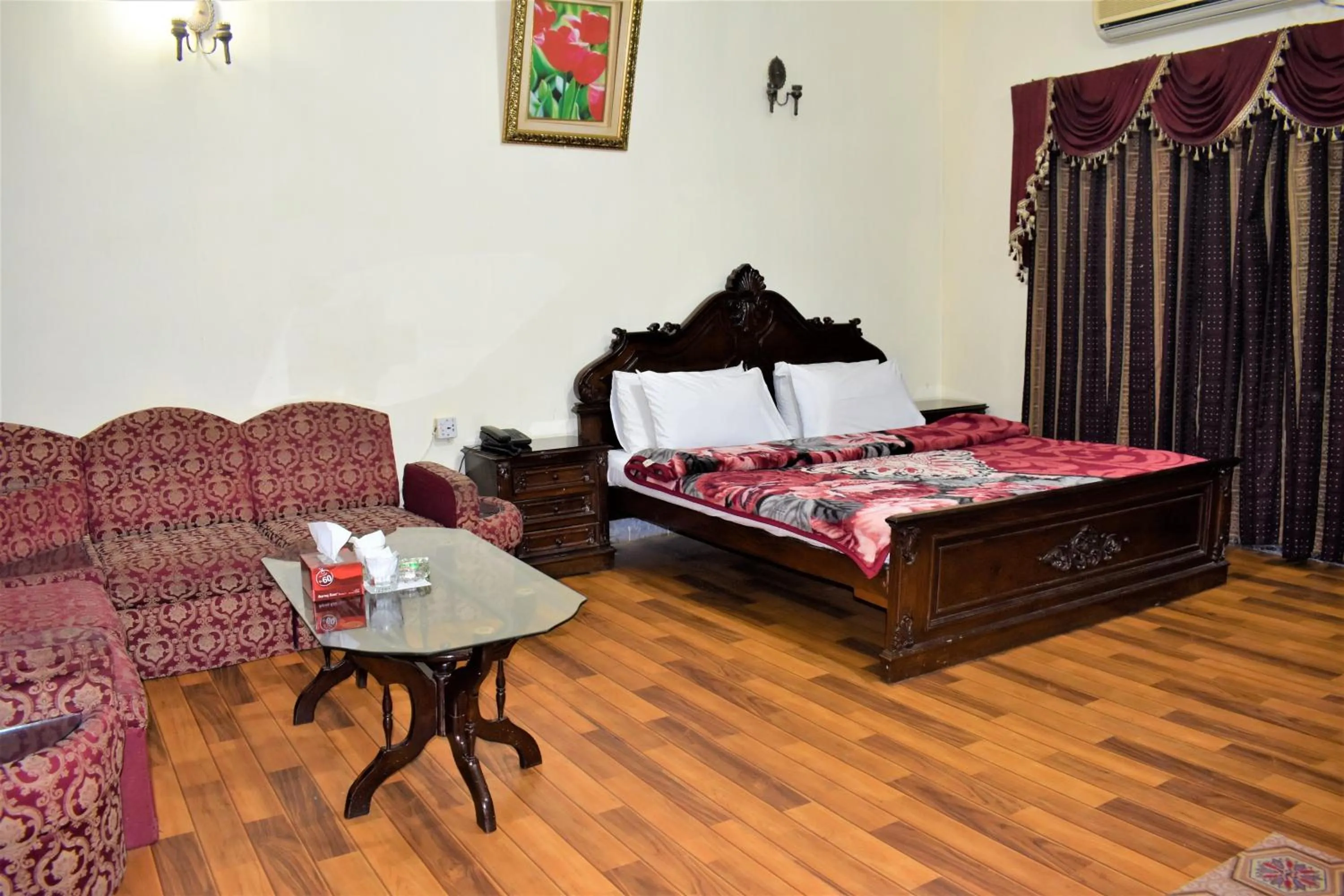 Bed in The City Lodge