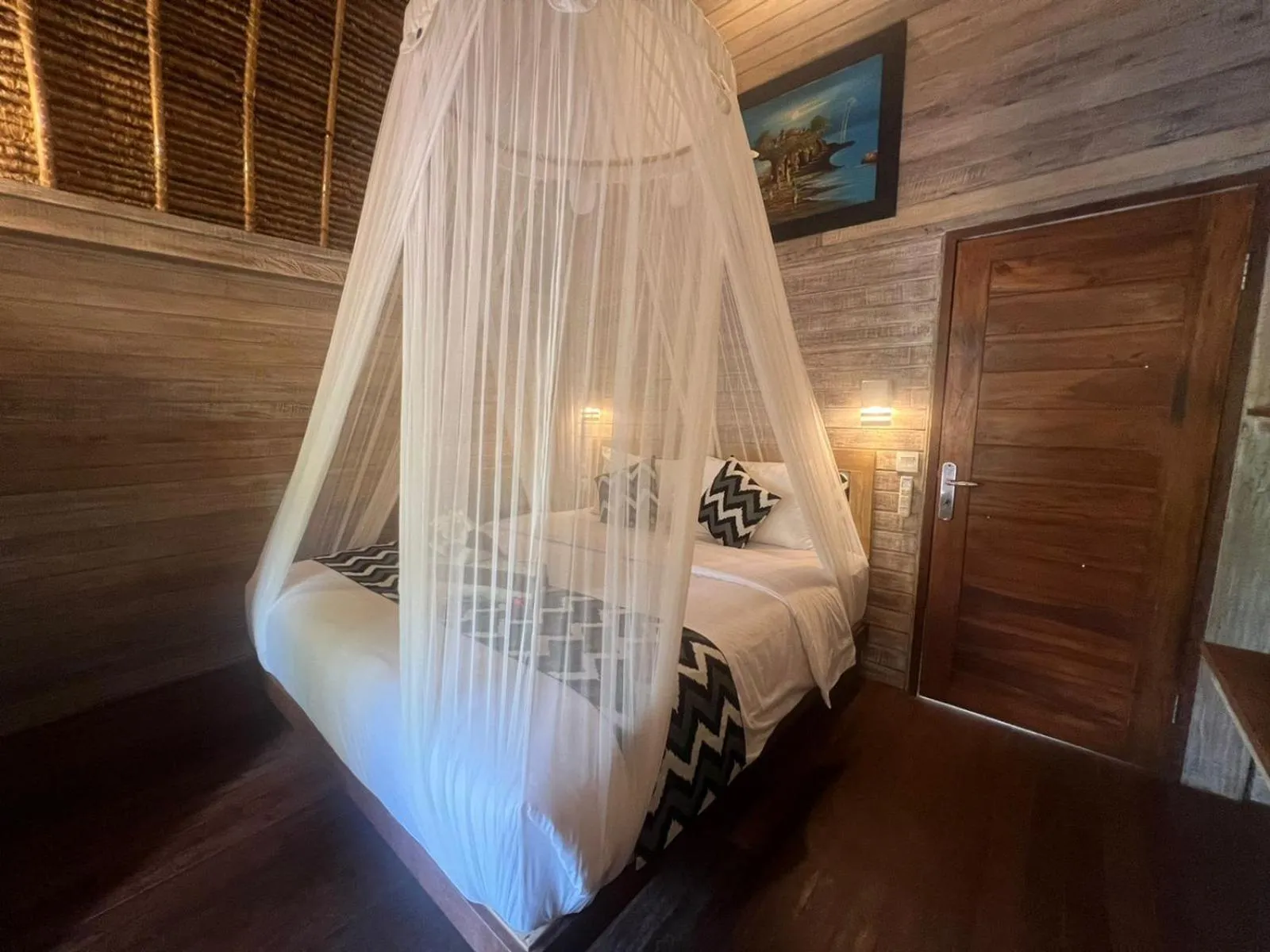 Bedroom, Bed in HoneyBee Huts