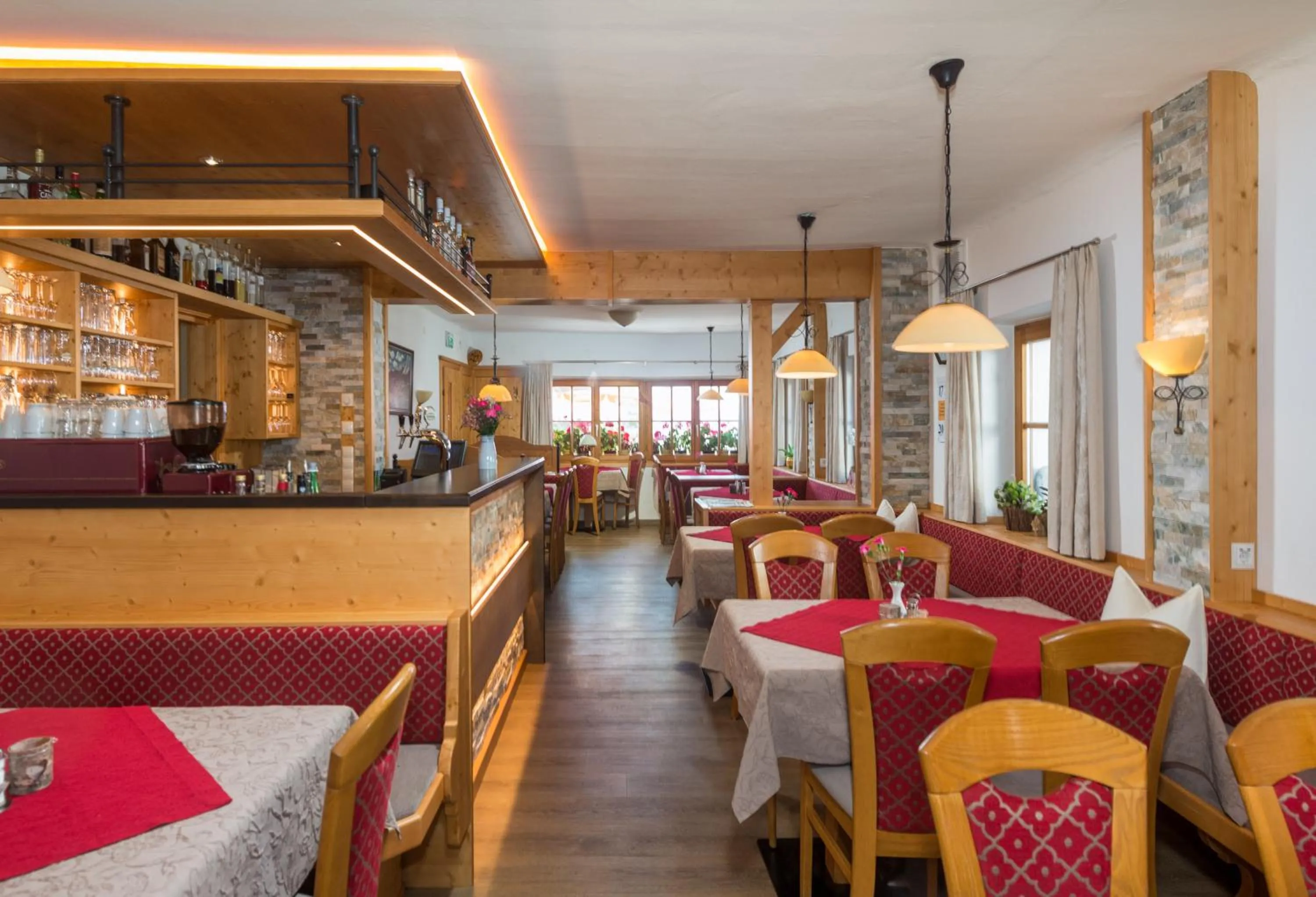 Restaurant/places to eat in Gasthof Edelbrunn