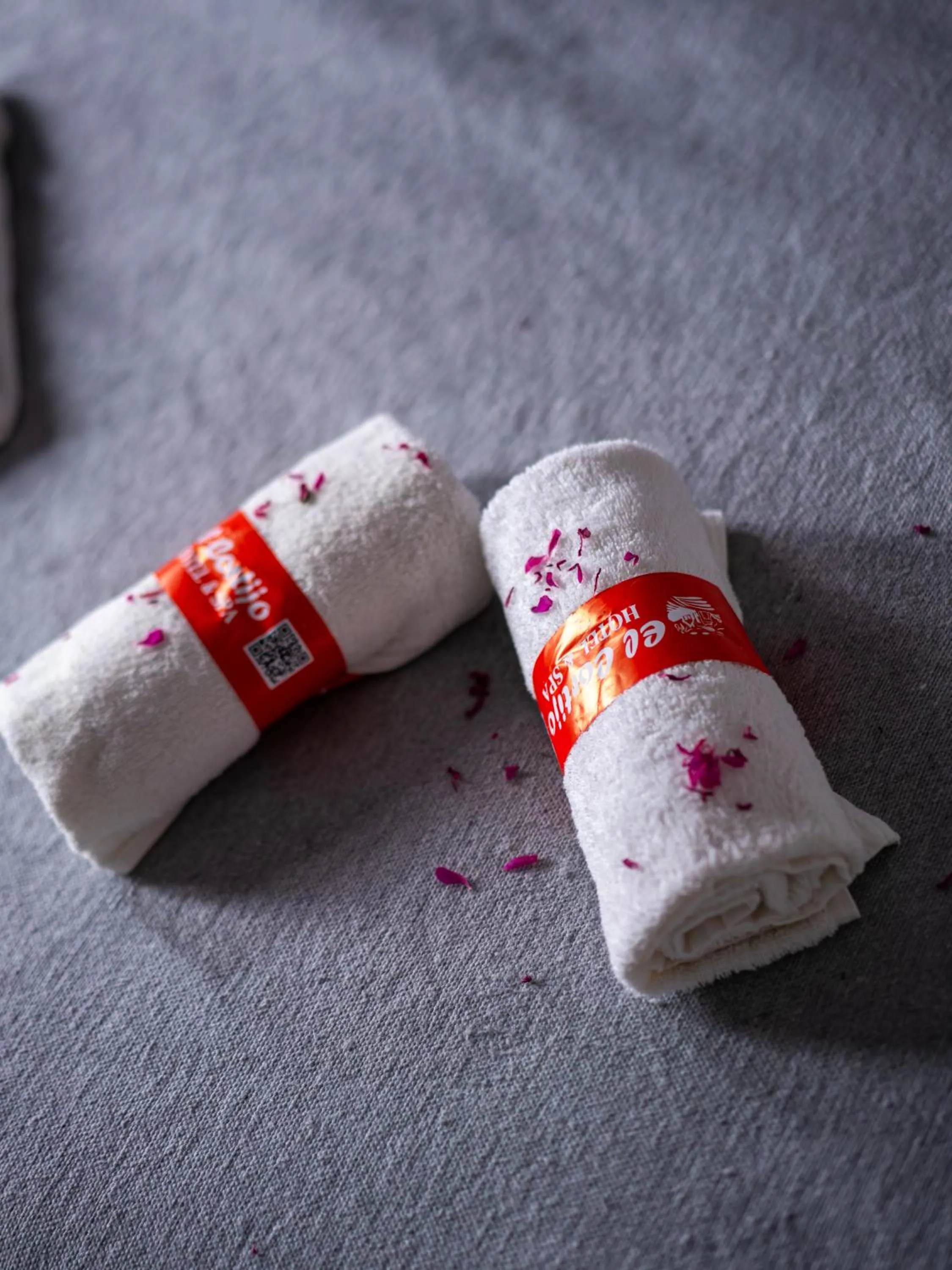 towels in Resort Hotel El Cortijo & Spa