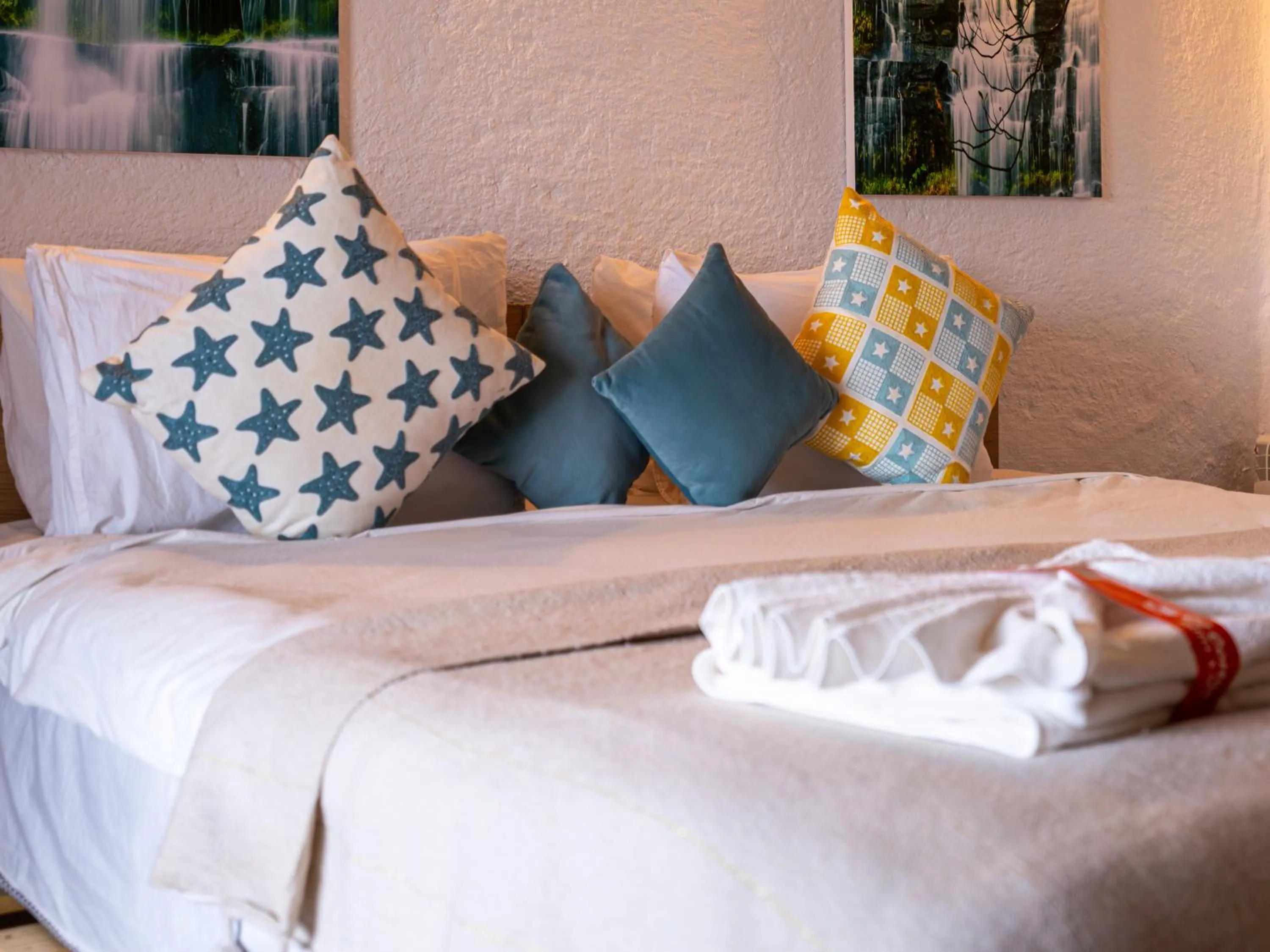 Bed in Resort Hotel El Cortijo & Spa