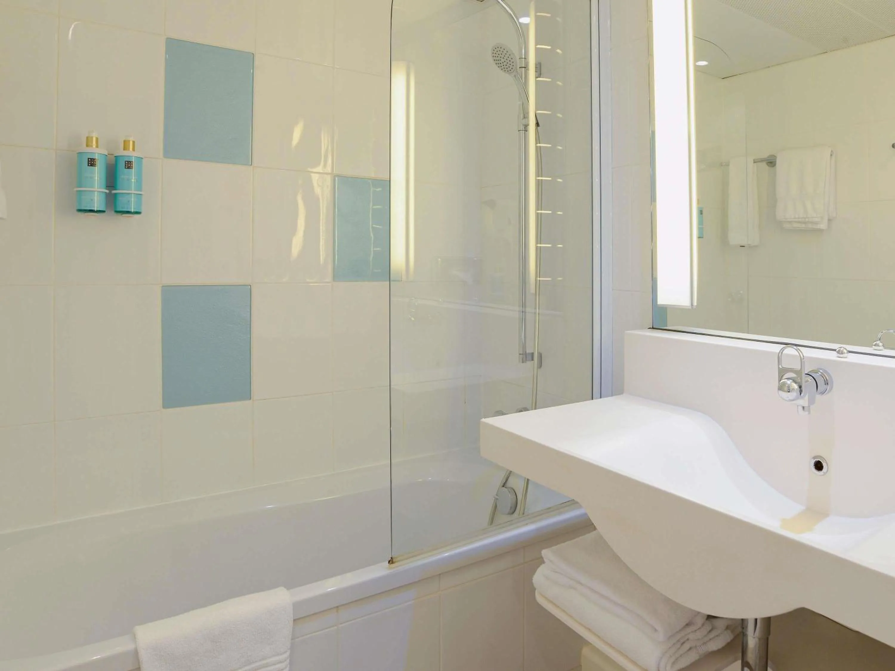 Bedroom in Novotel Toulouse Purpan Aéroport