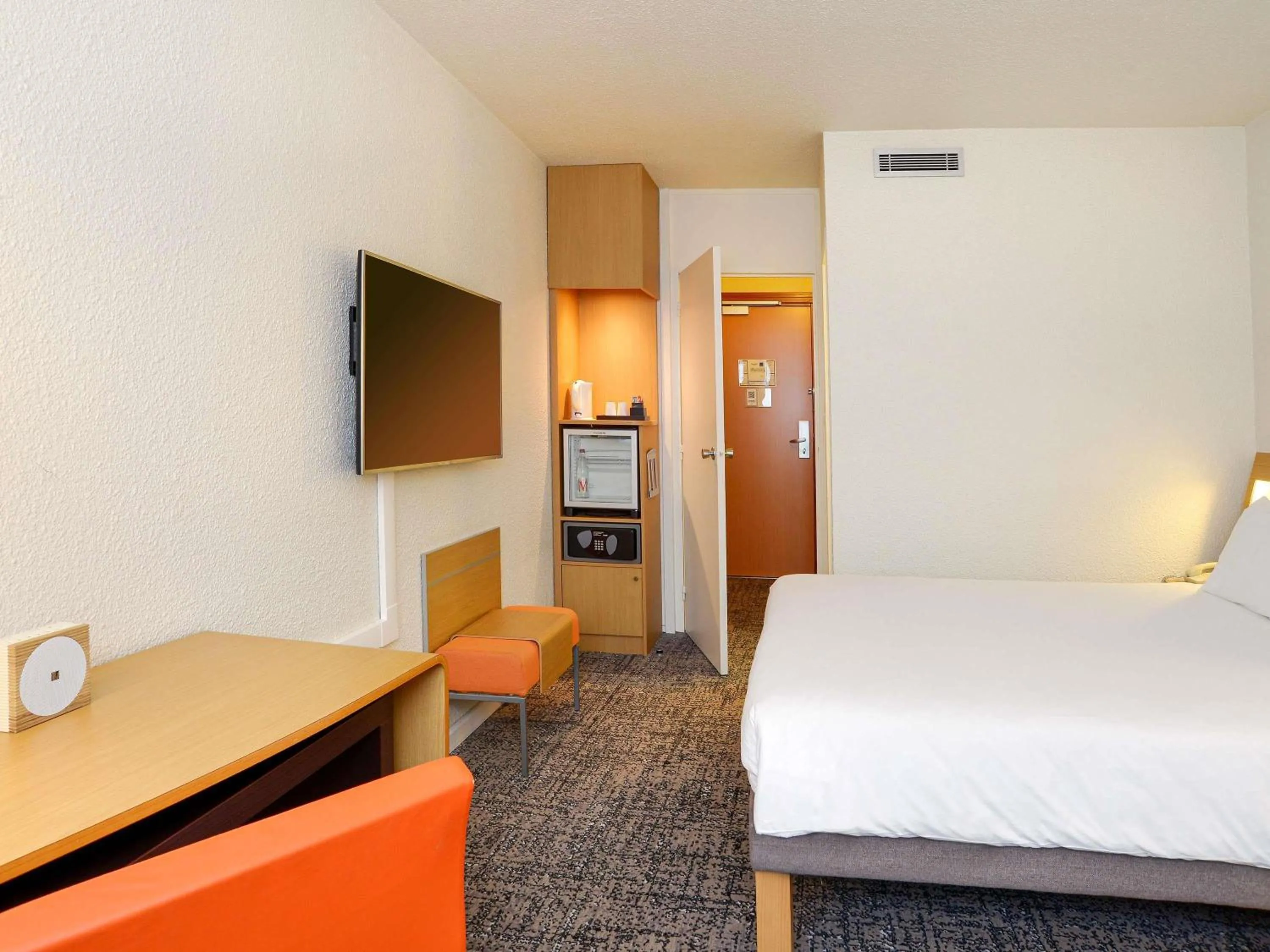 Bedroom, Bed in Novotel Toulouse Purpan Aéroport