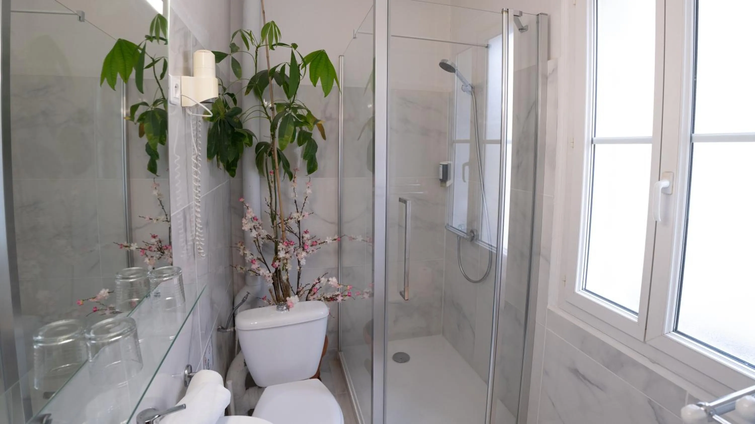 Hotel Des Grands Hommes - Bordeaux Centre