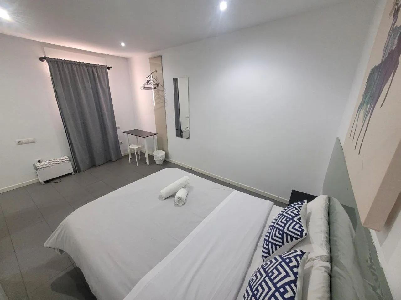 Bed in AYZ Frailes - Auto check-in property