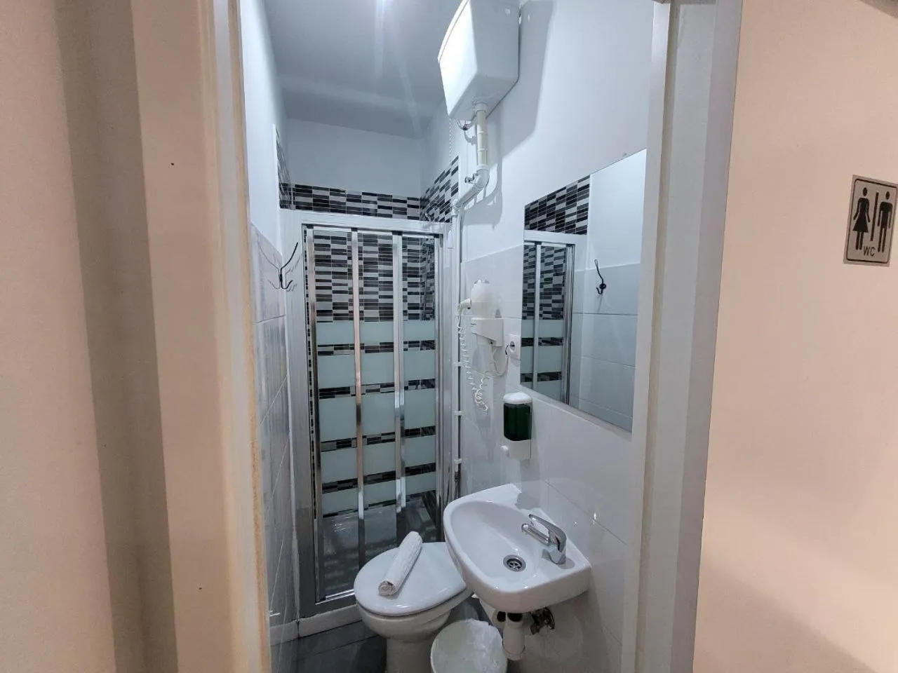 Bathroom in AYZ Frailes - Auto check-in property