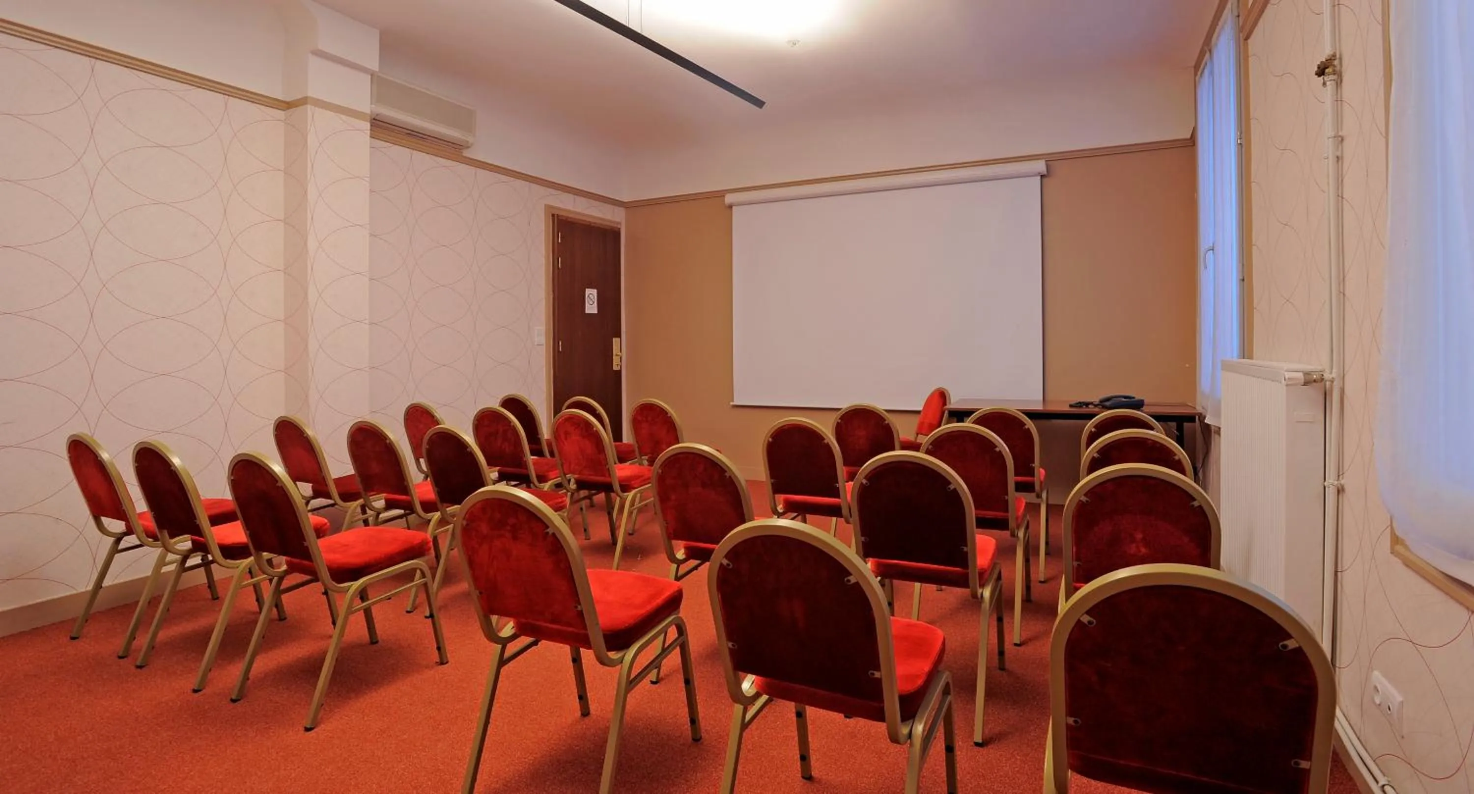 Business facilities in Le Grand Hotel
