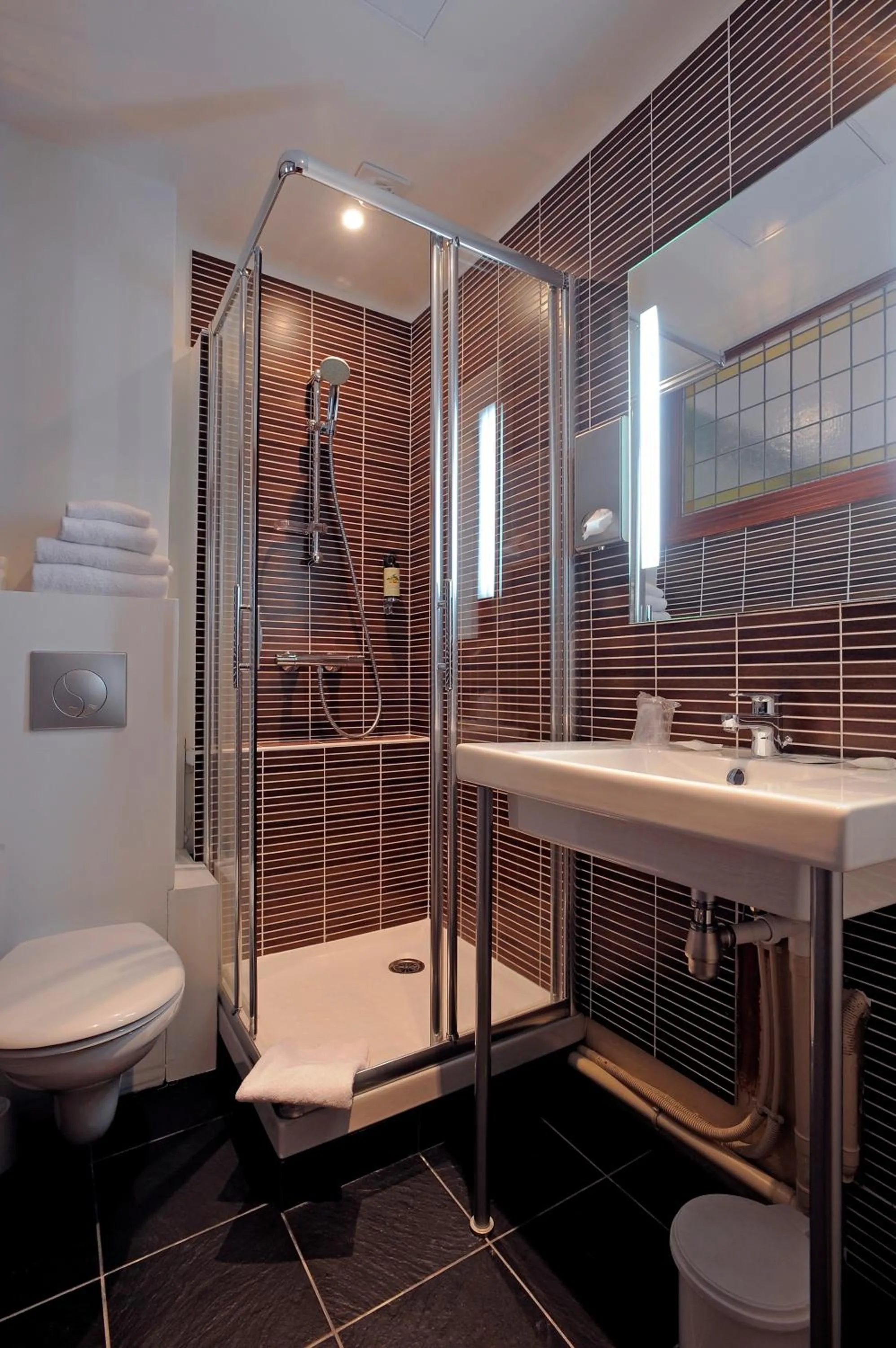 Toilet in Le Grand Hotel