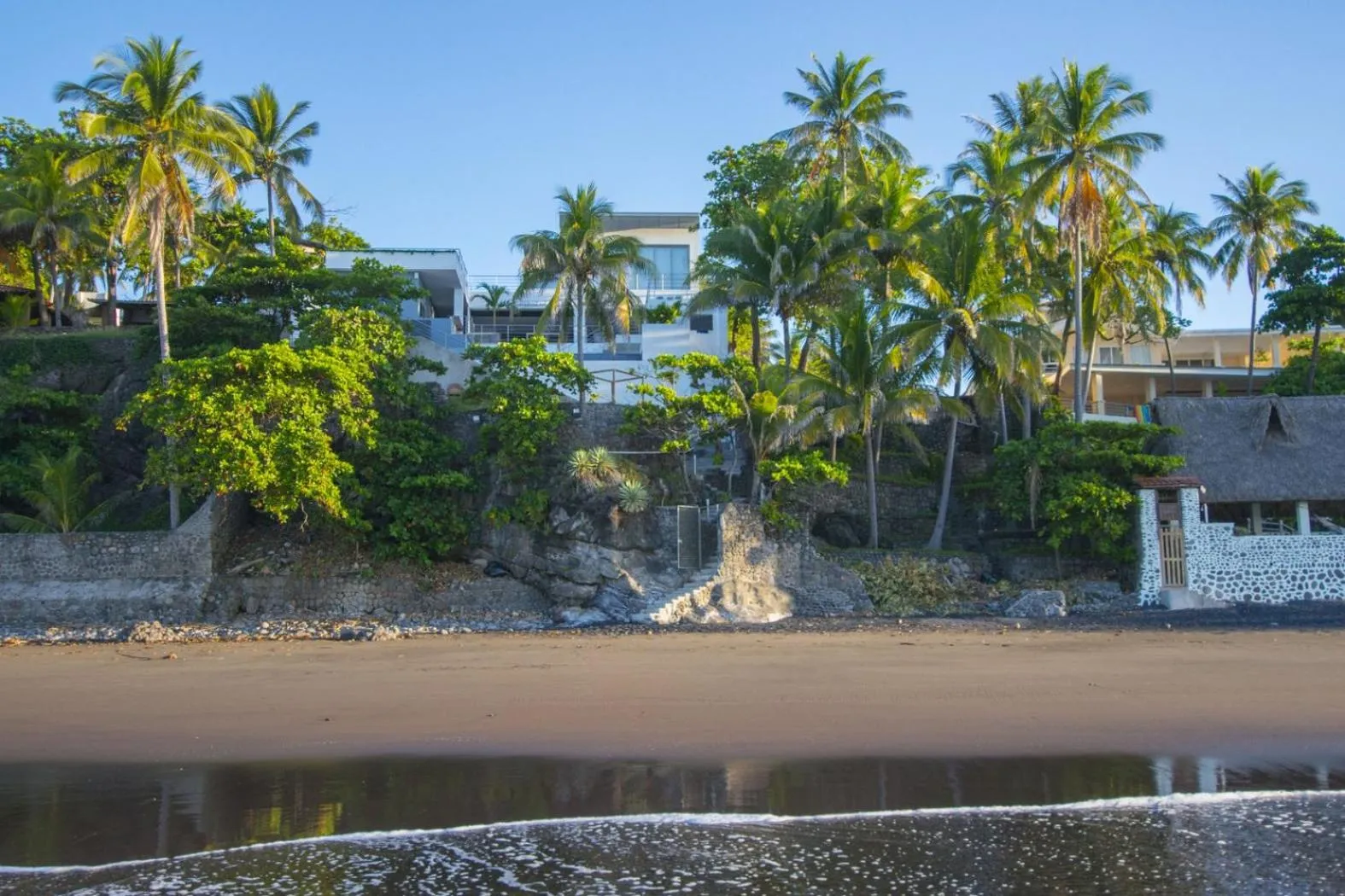 Property building in Garten Hotel