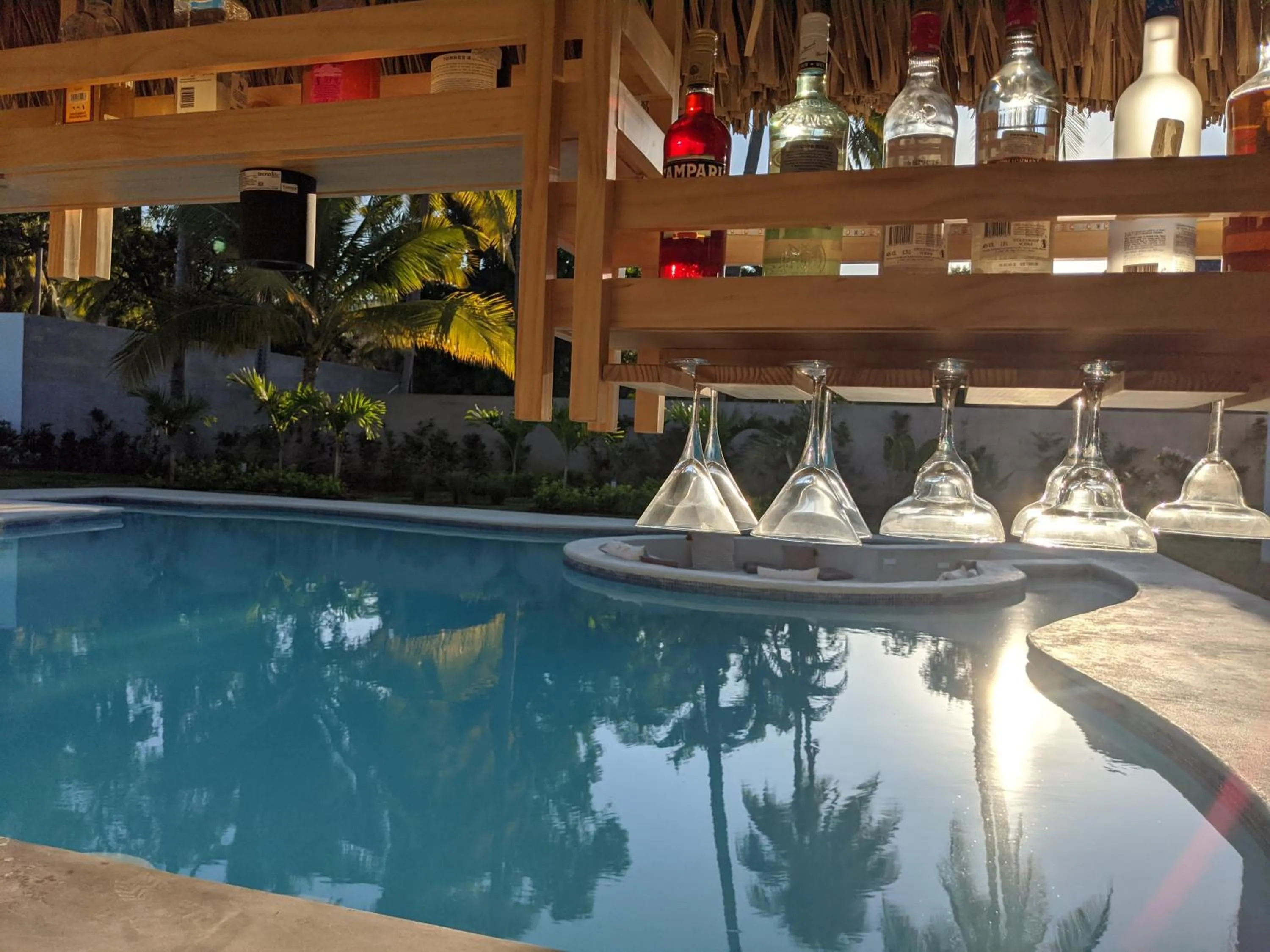 Swimming pool in Garten Hotel