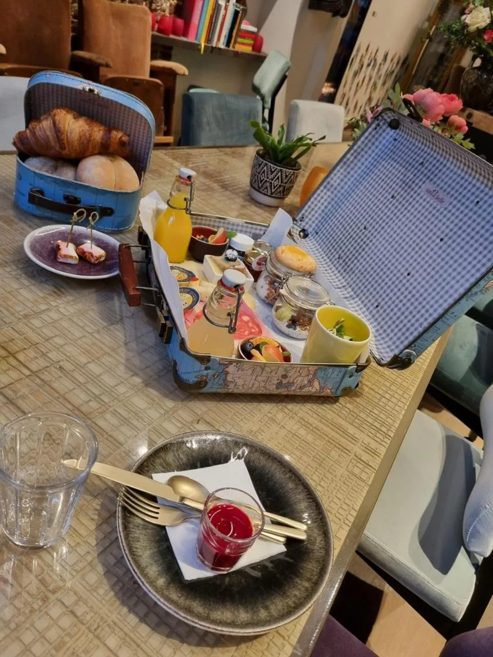 Breakfast in BareFoodGIULIA - Inspiration Hotel