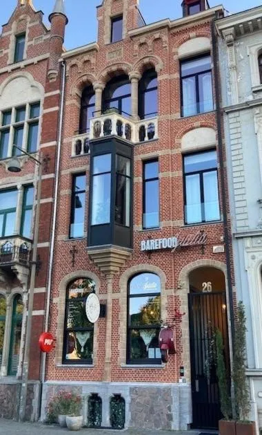 Property building in BareFoodGIULIA - Inspiration Hotel