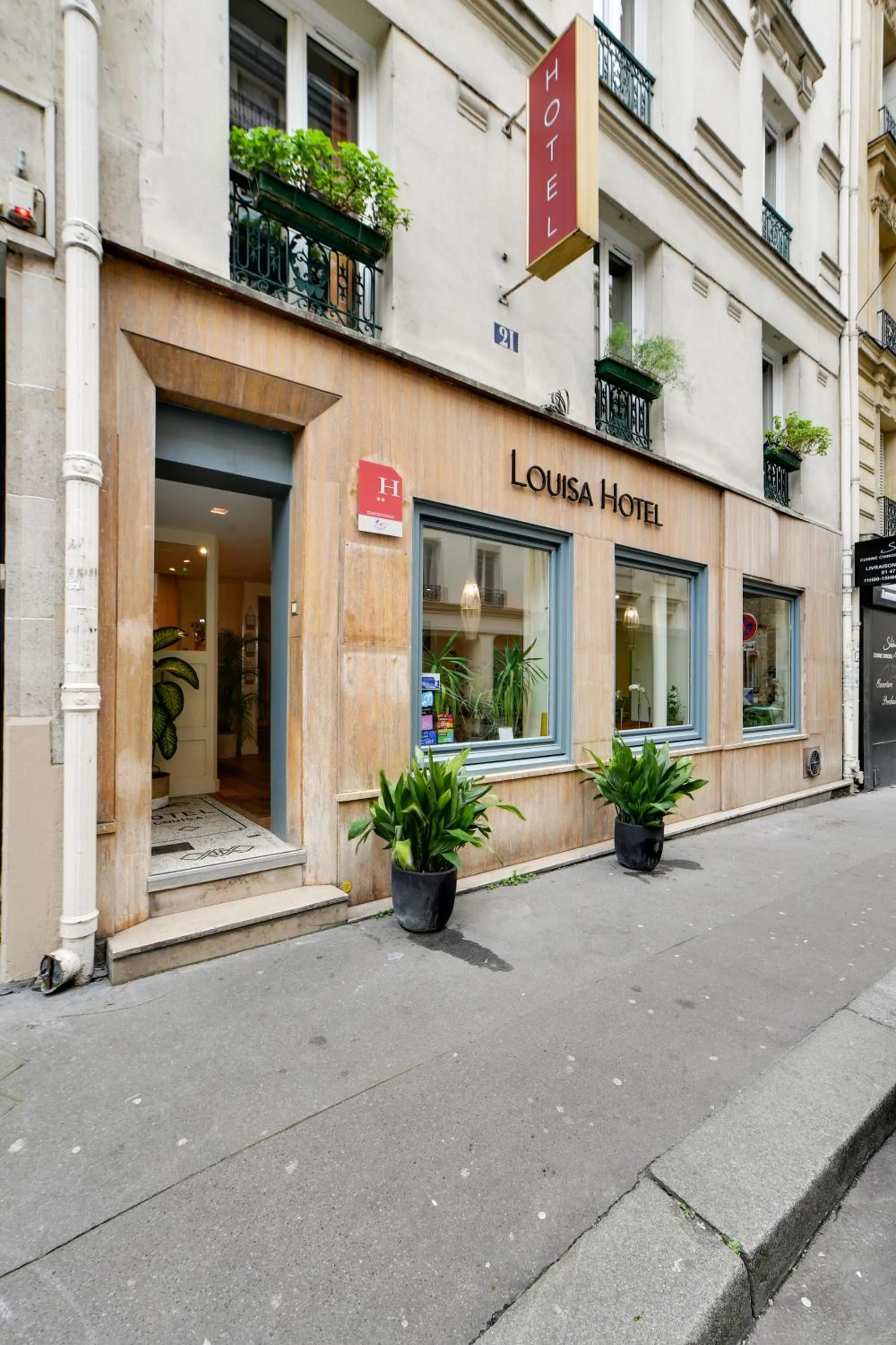 Property building in Louisa Hotel Paris