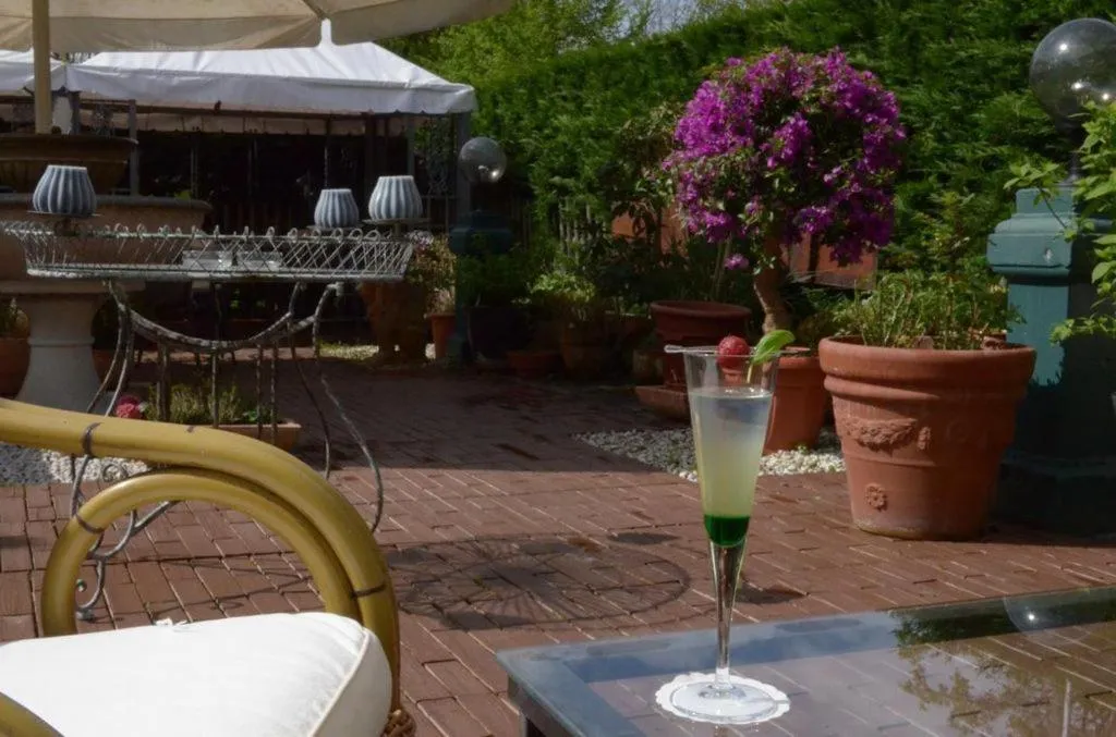 Balcony/Terrace in Hotel Restaurant Kutchi