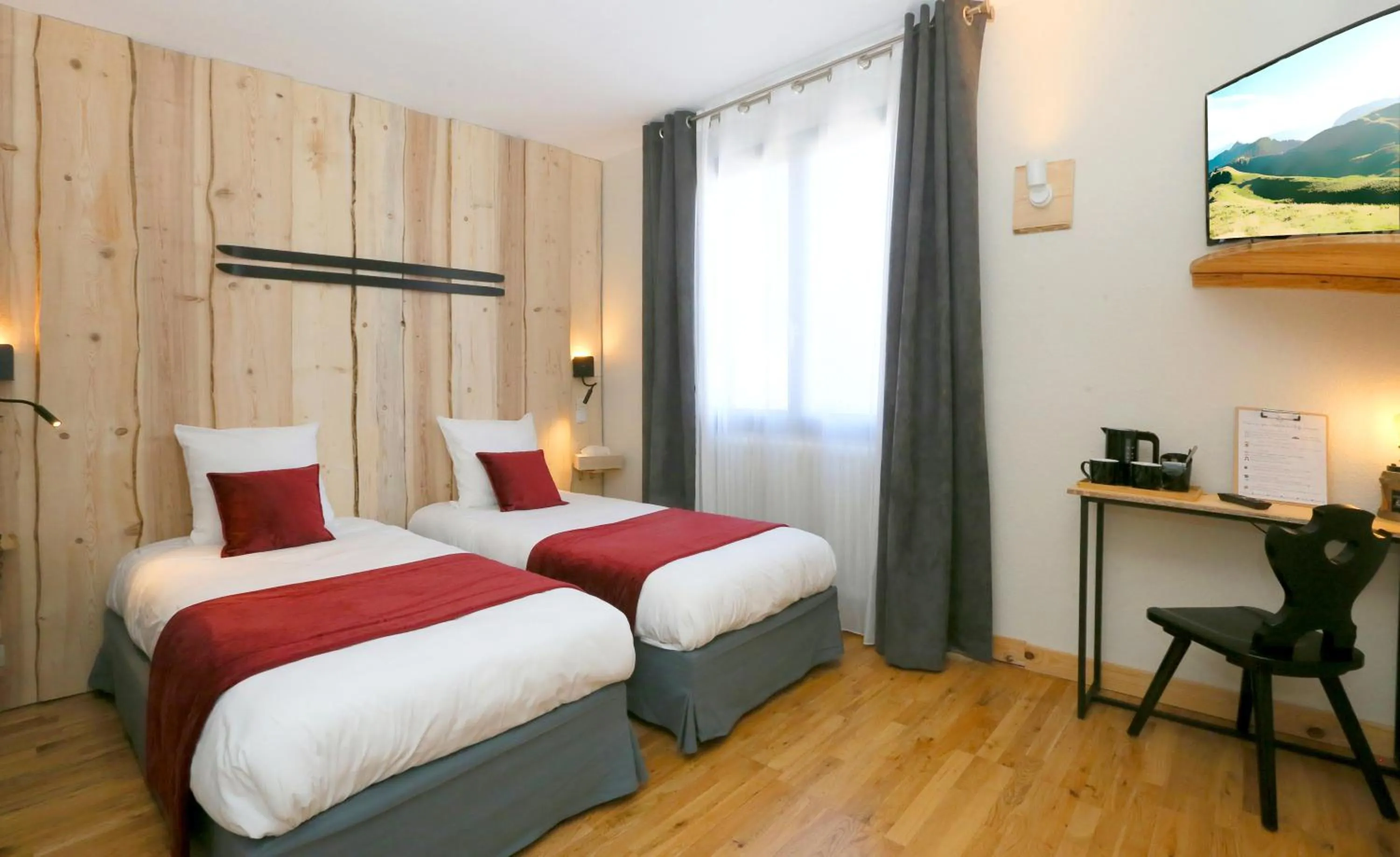 Bed in Hôtel Restaurant La Buffe