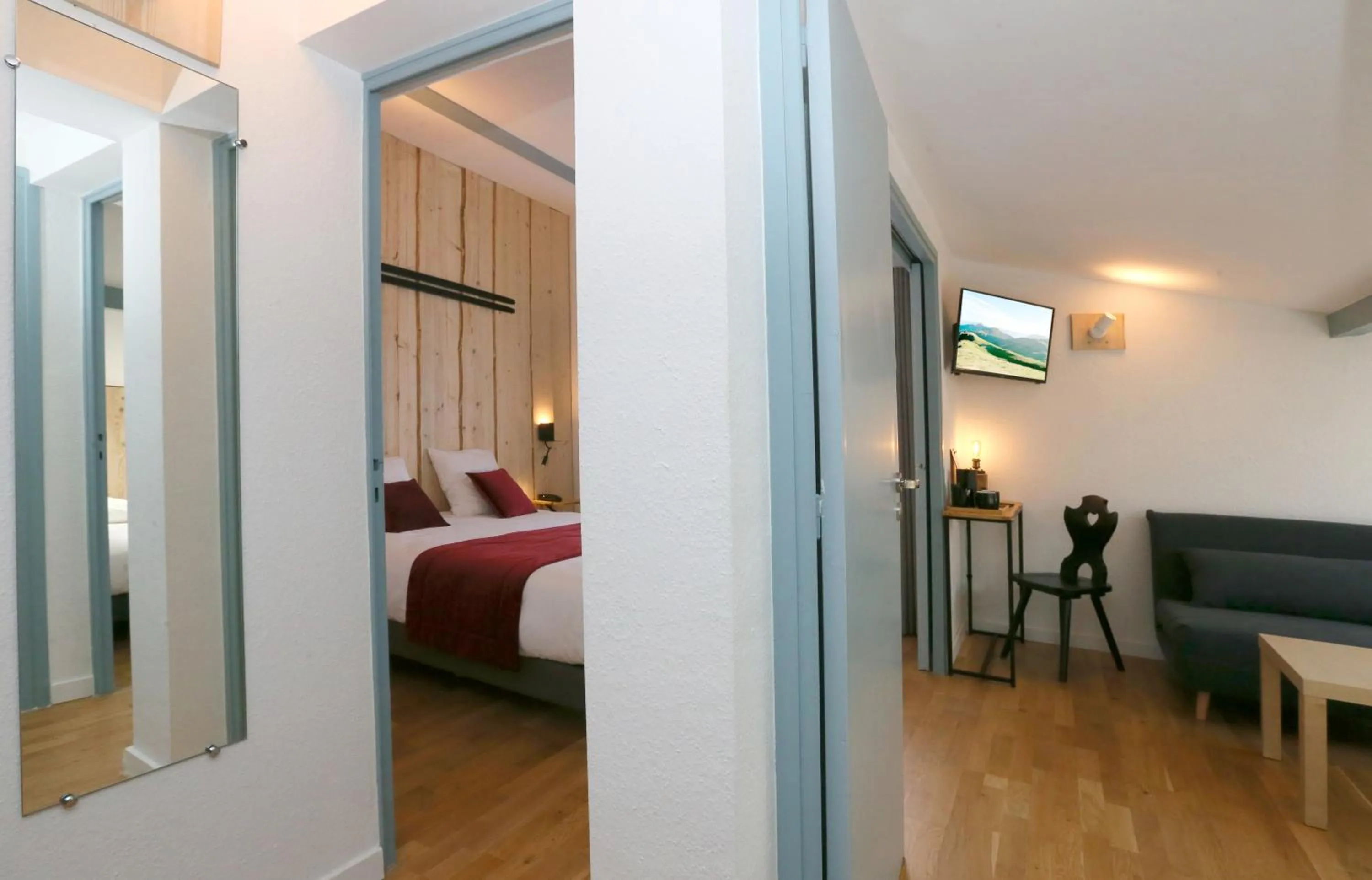 Bed in Hôtel Restaurant La Buffe