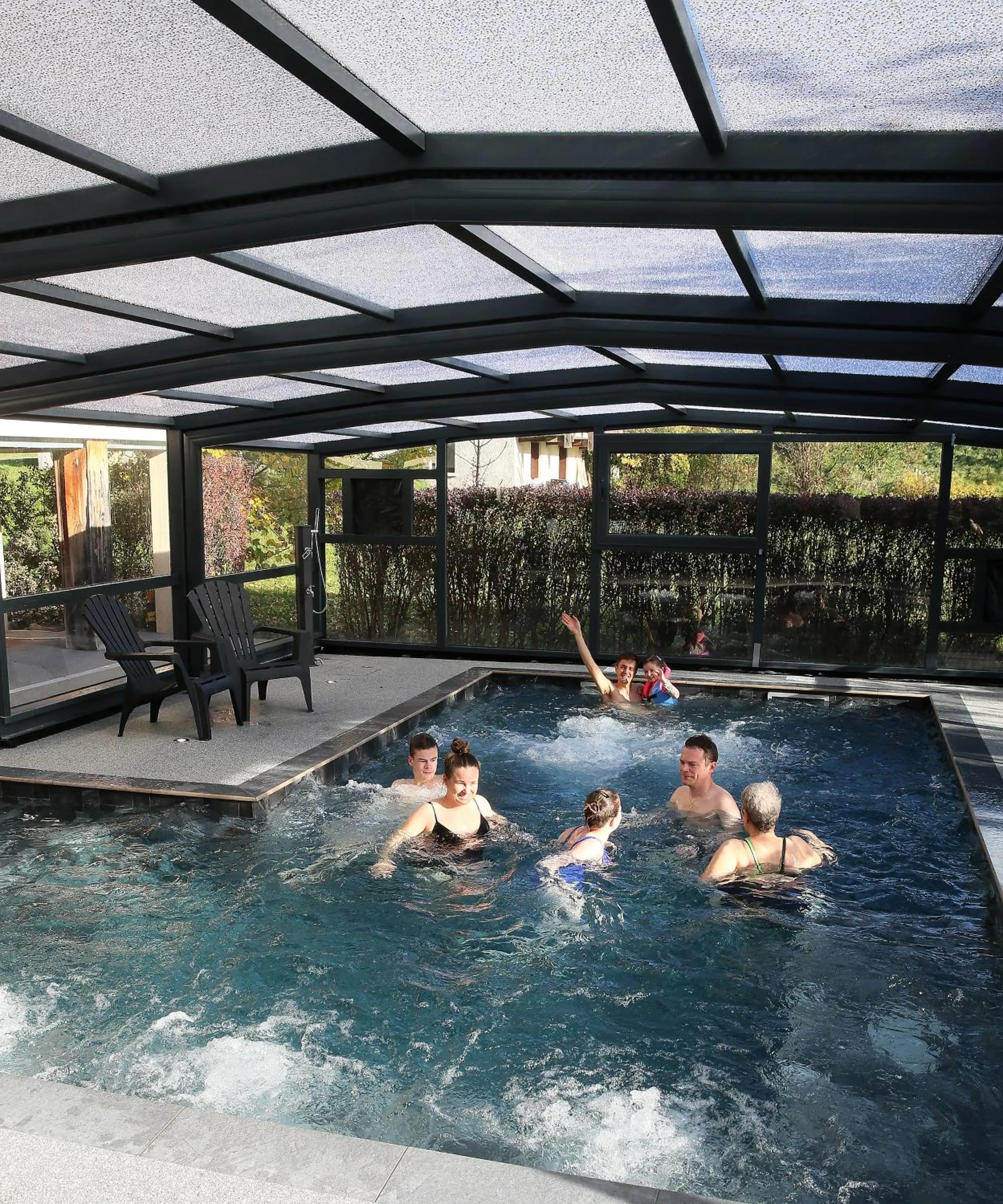 Swimming pool in Hôtel Restaurant La Buffe