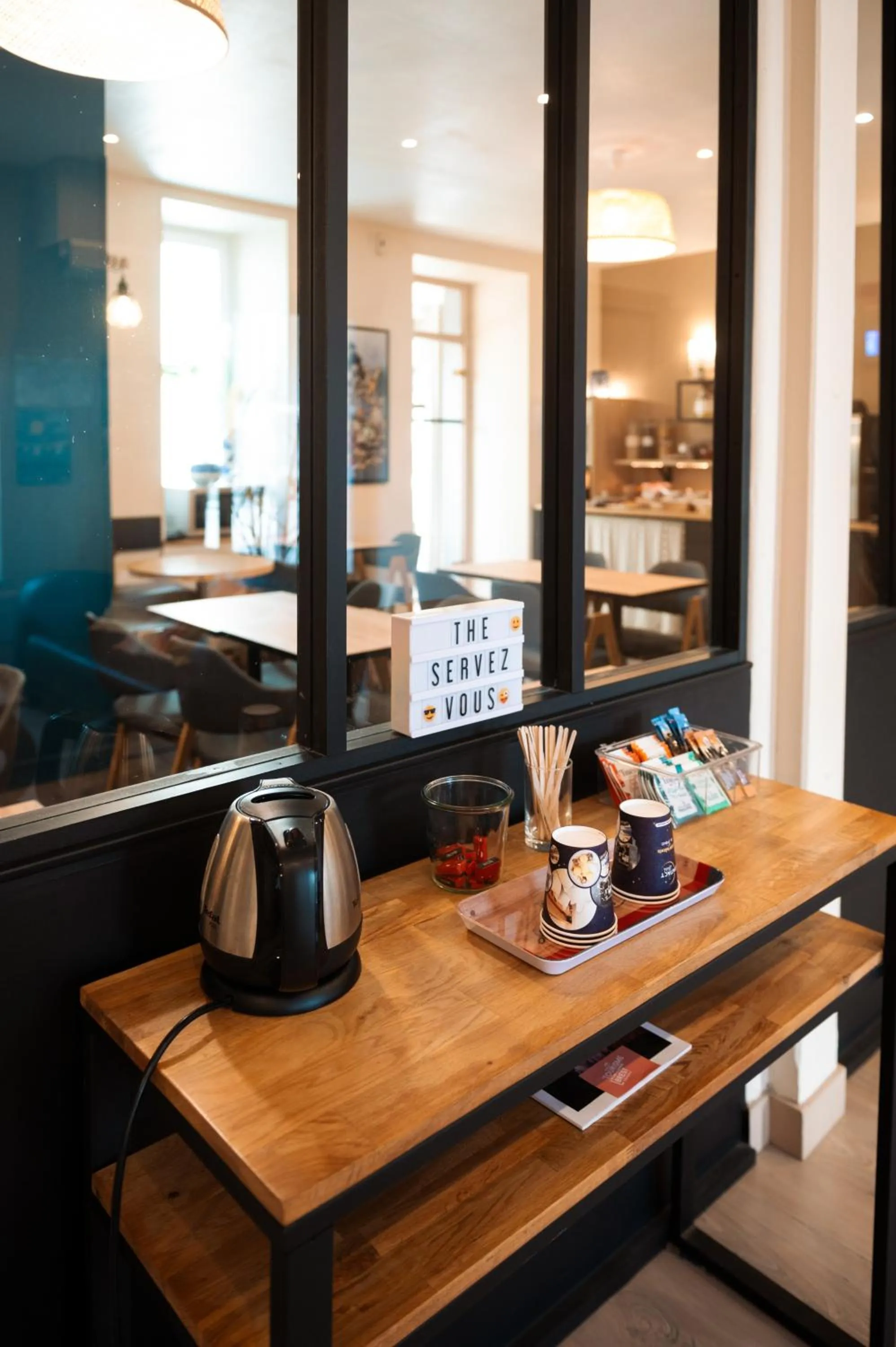 Coffee/tea facilities in Hôtel Bellevue