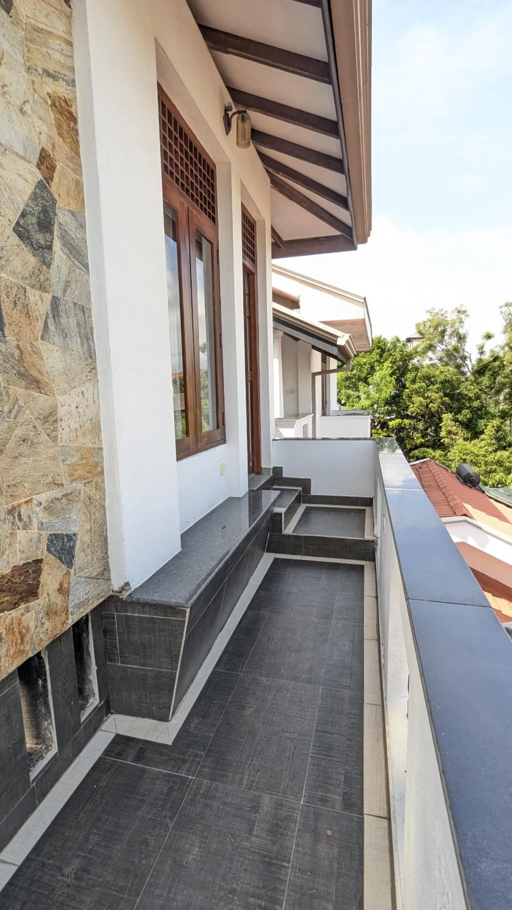 Balcony/Terrace in Suriya Arana