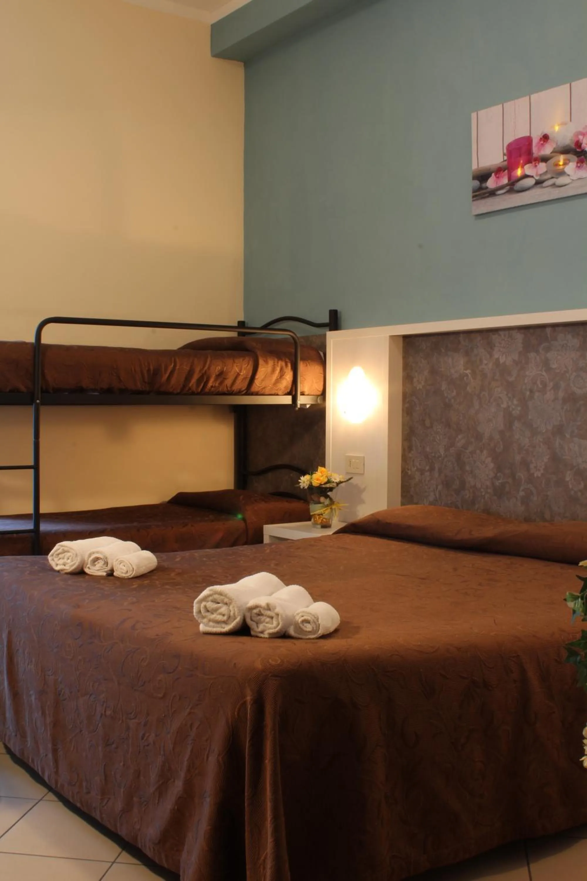 Bedroom, Bed in Hotel Senyor