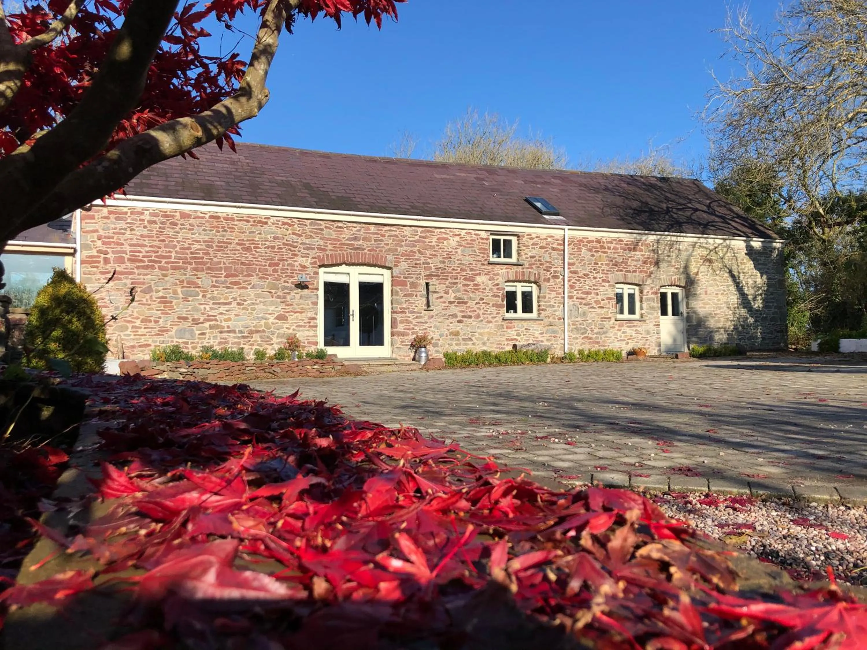 Property building in Dan y Graig Barn, Carmarthen