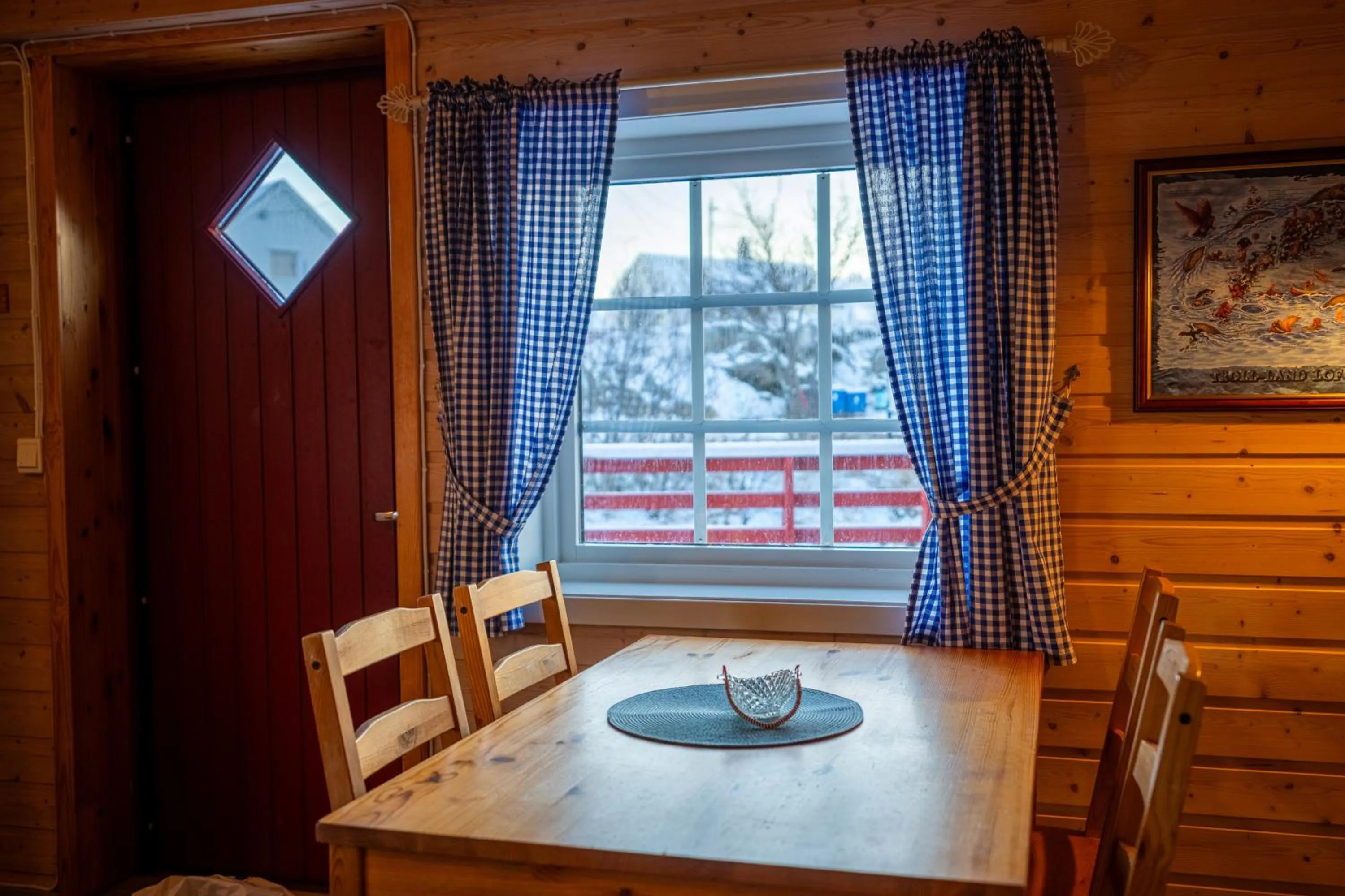 Living room in Henningsvær Rorbuer