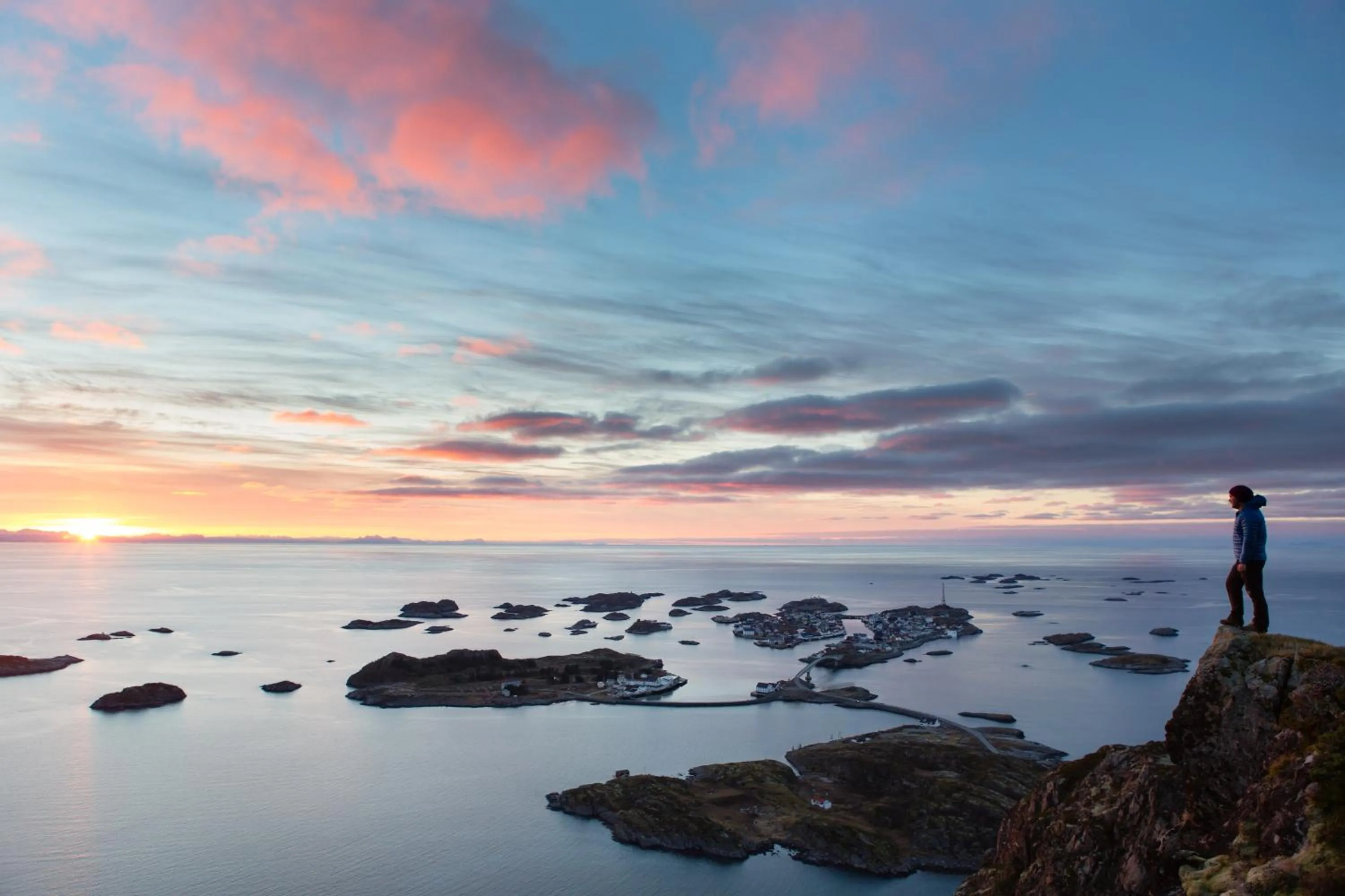 Natural landscape in Henningsvær Rorbuer