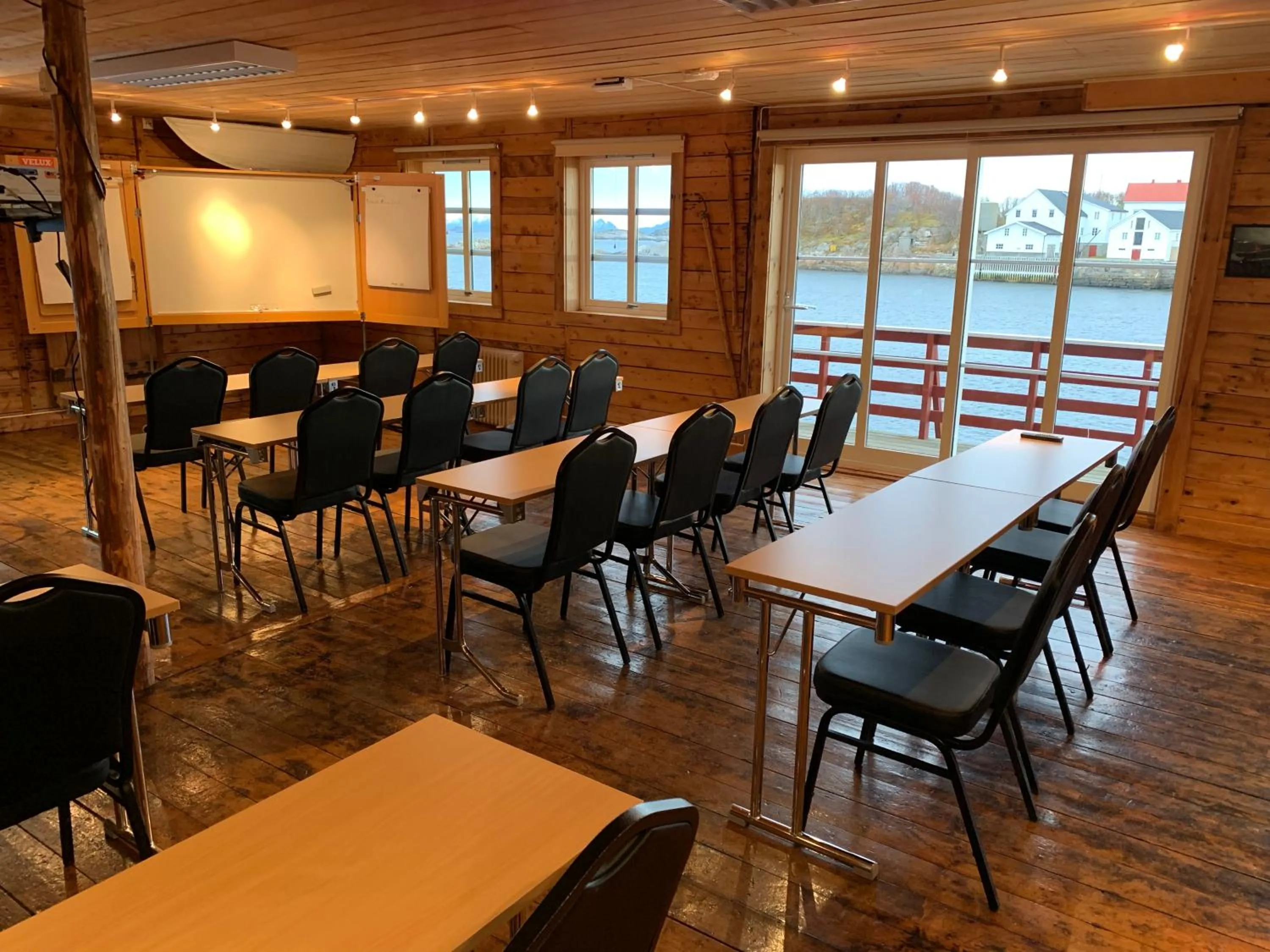 Business facilities in Henningsvær Rorbuer