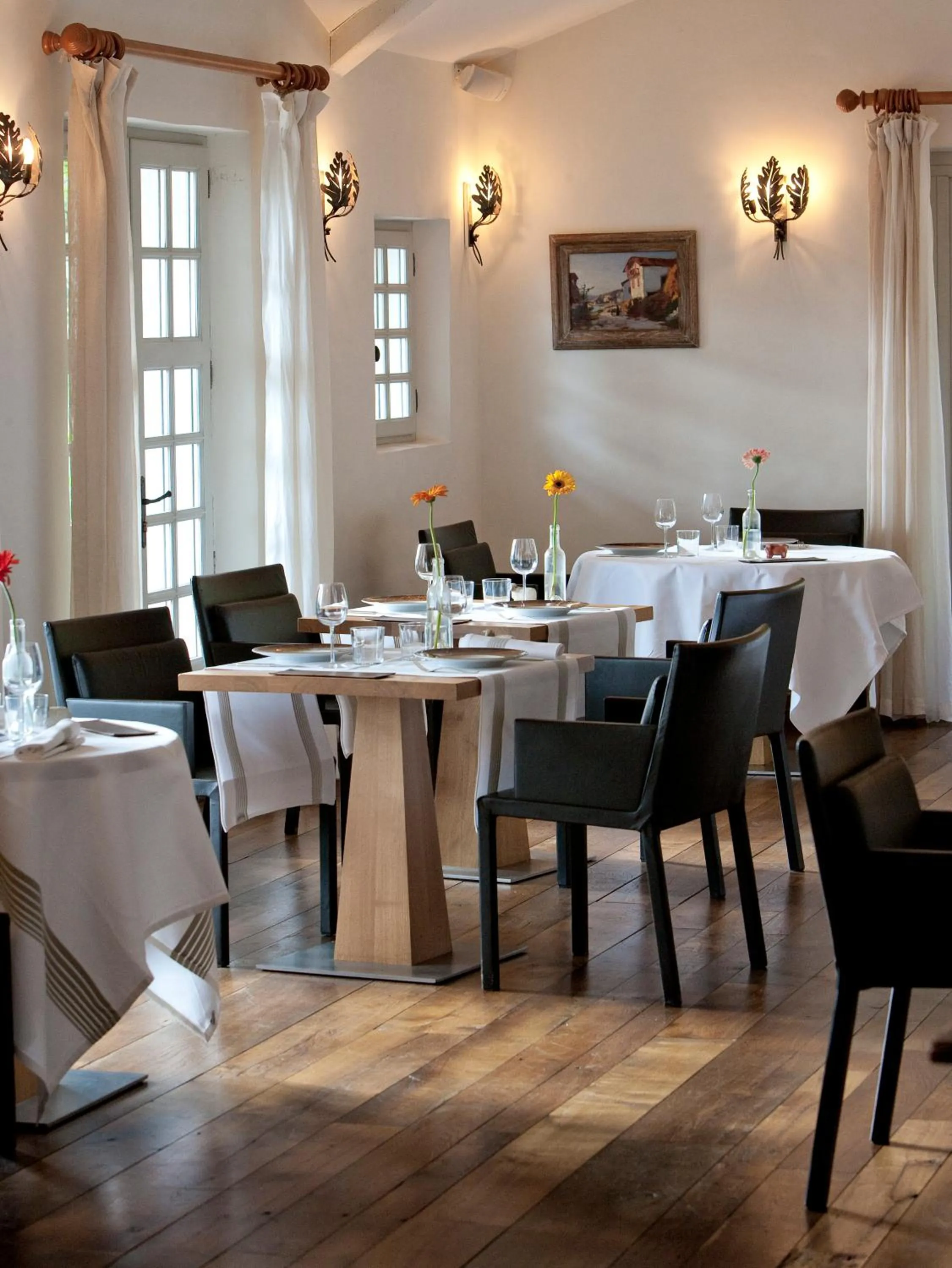 Restaurant/places to eat in Auberge Ostapé