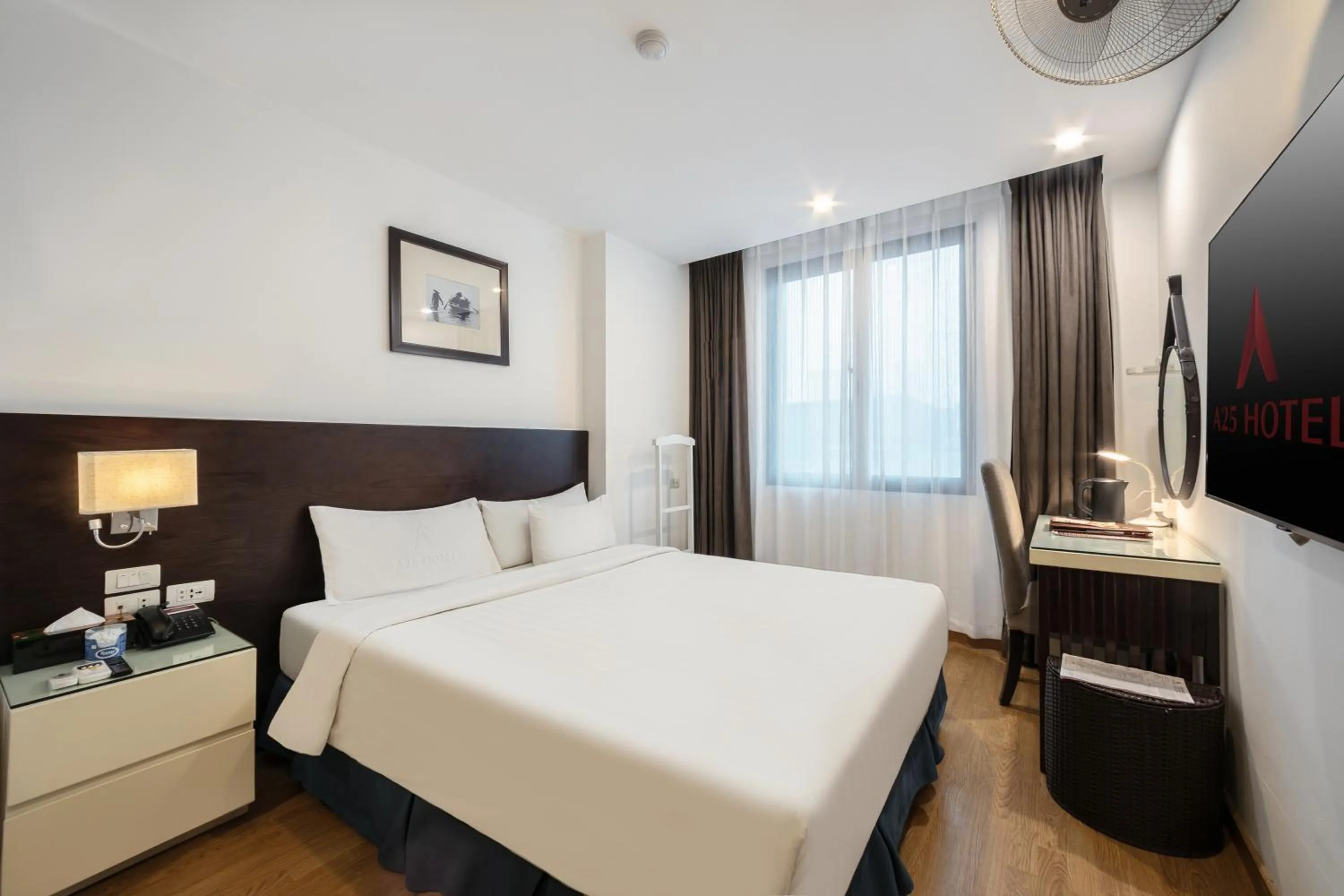 Bed in A25 Hotel - 66 Trần Thái Tông