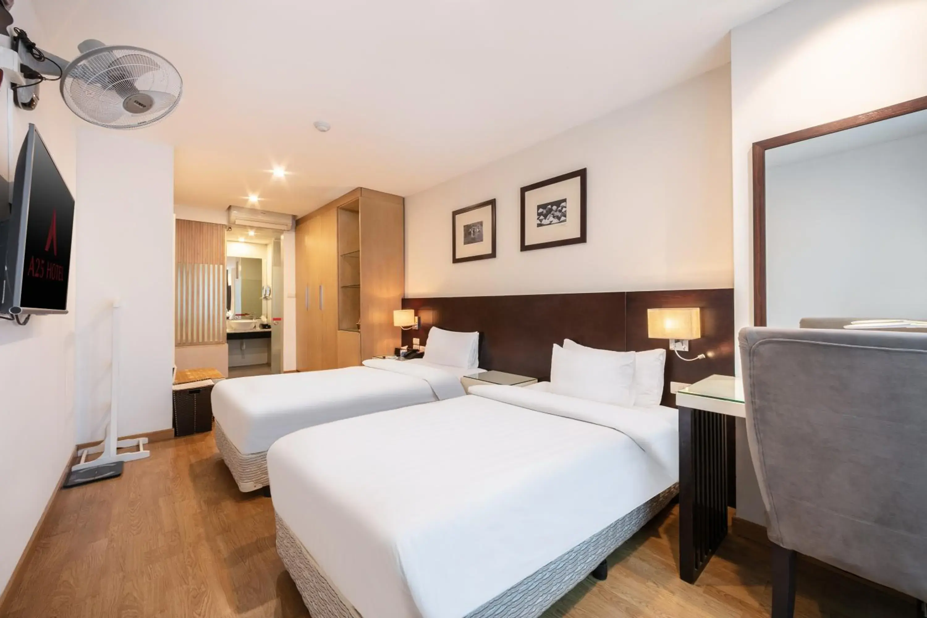 Large Twin Room in A25 Hotel - 66 Trần Thái Tông Large Twin Room in A25 Hotel - 66 Trần Thái Tông