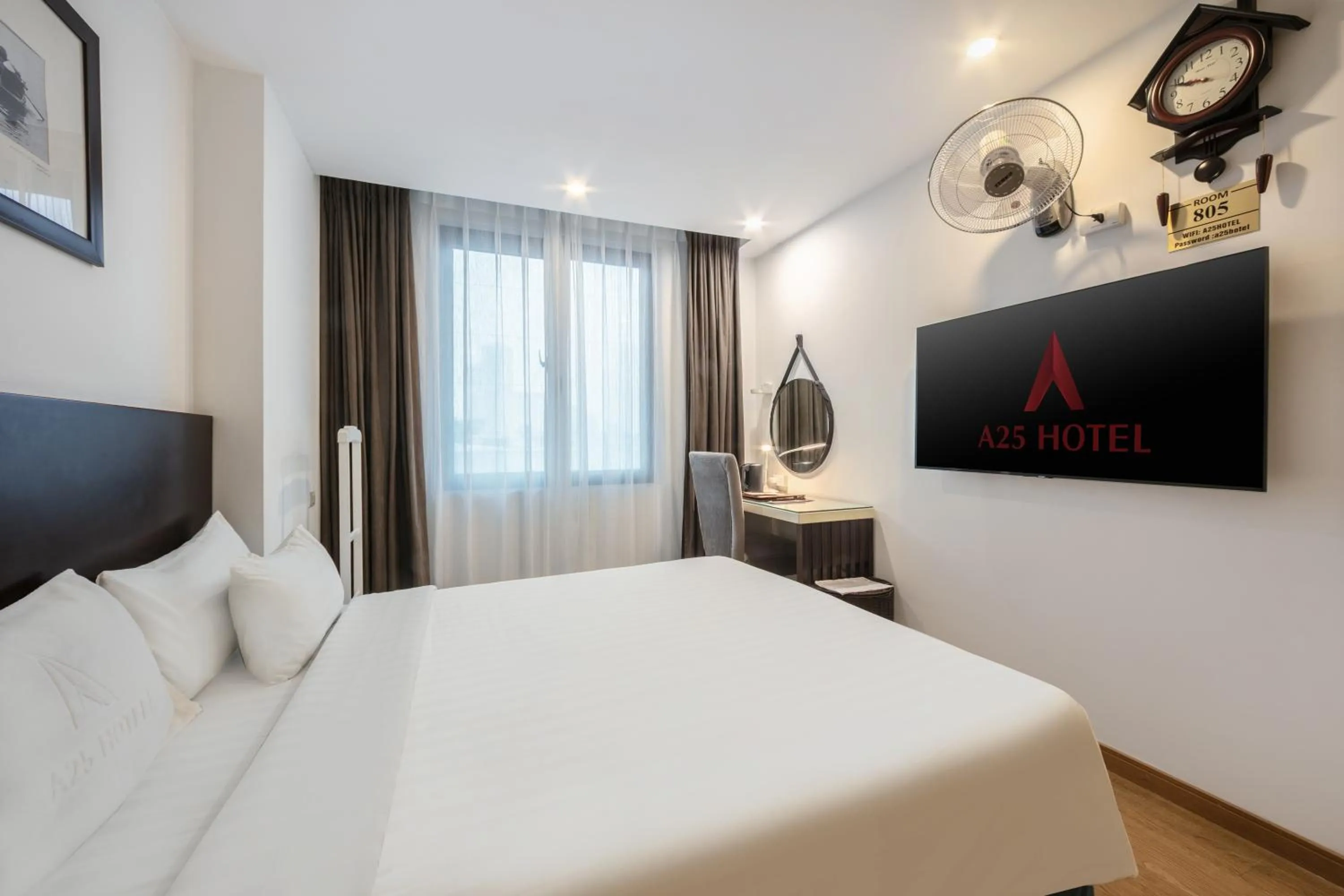 Bed in A25 Hotel - 66 Trần Thái Tông