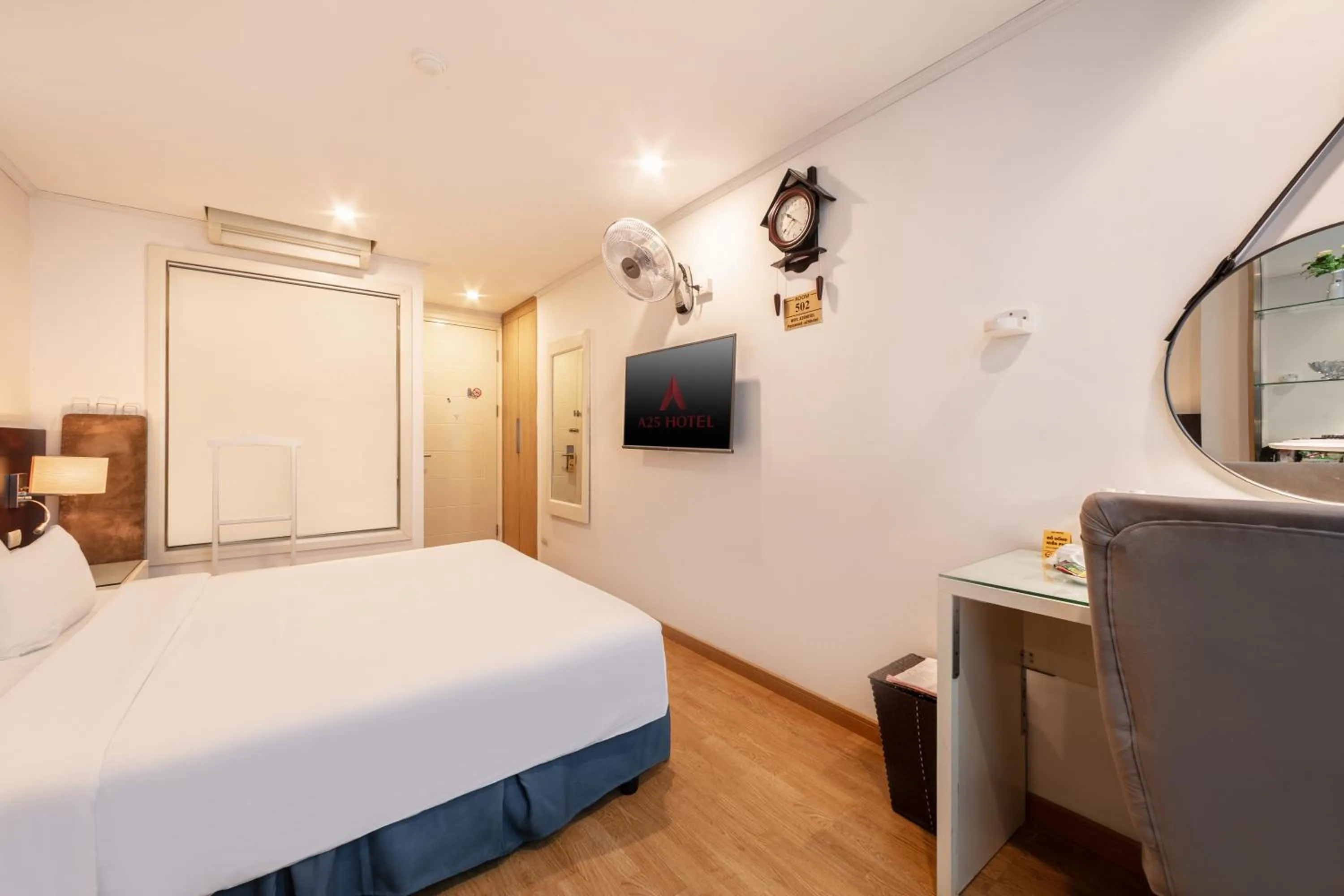 Bed in A25 Hotel - 66 Trần Thái Tông