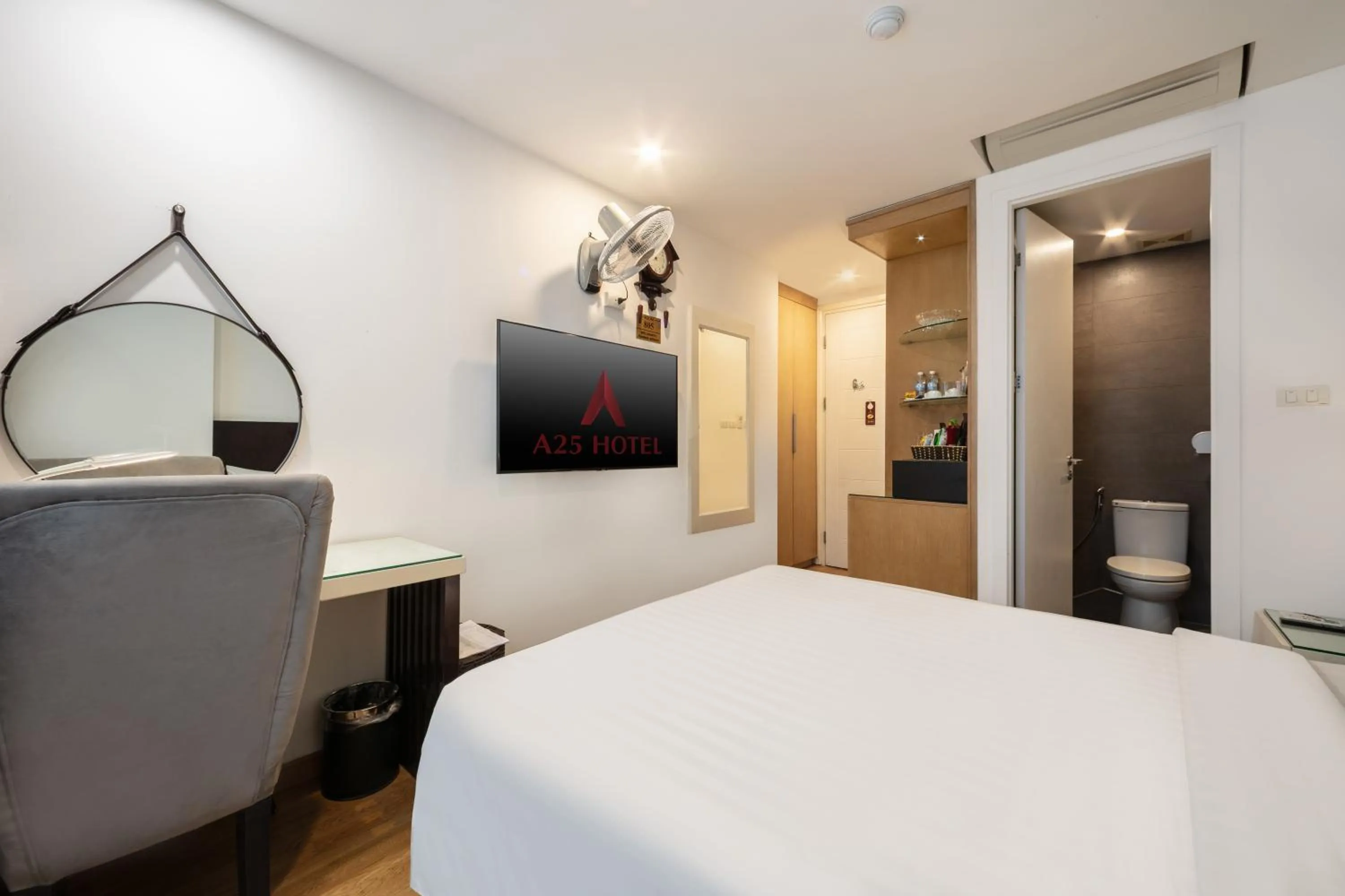 Bed in A25 Hotel - 66 Trần Thái Tông