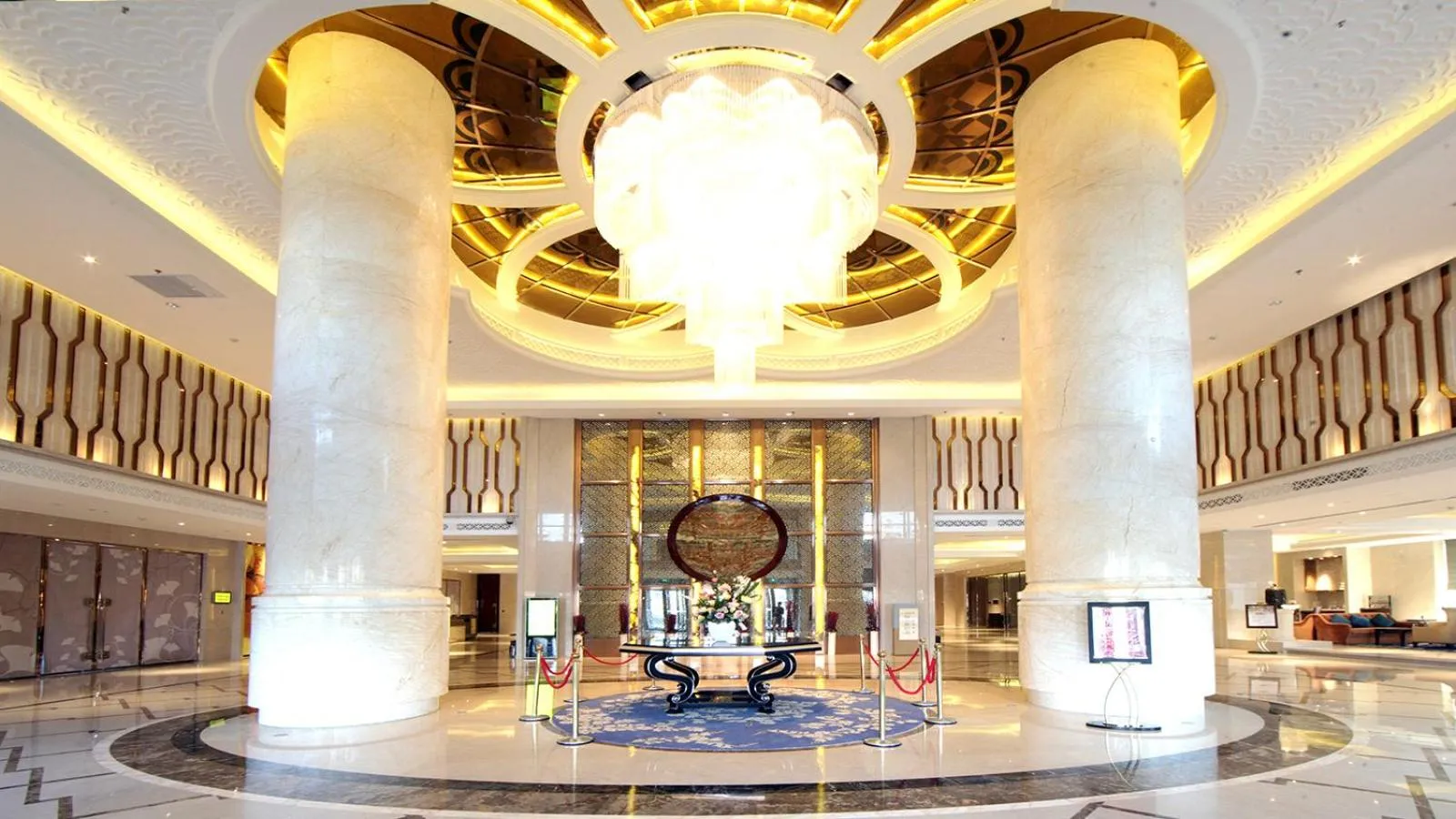 Lobby or reception in Tianhong Jinling Grand Hotel