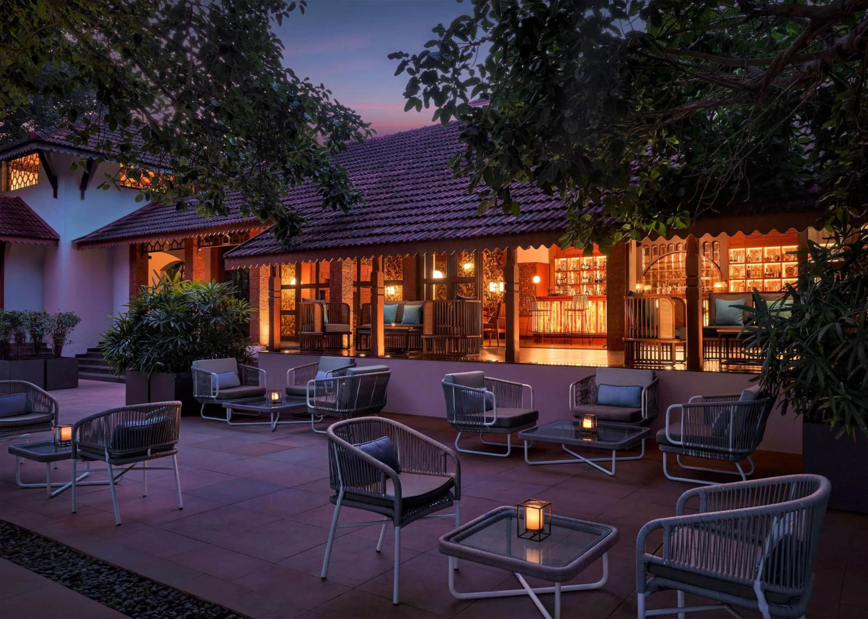 Lounge or bar in Diwa Club by Alila - A Hyatt Brand