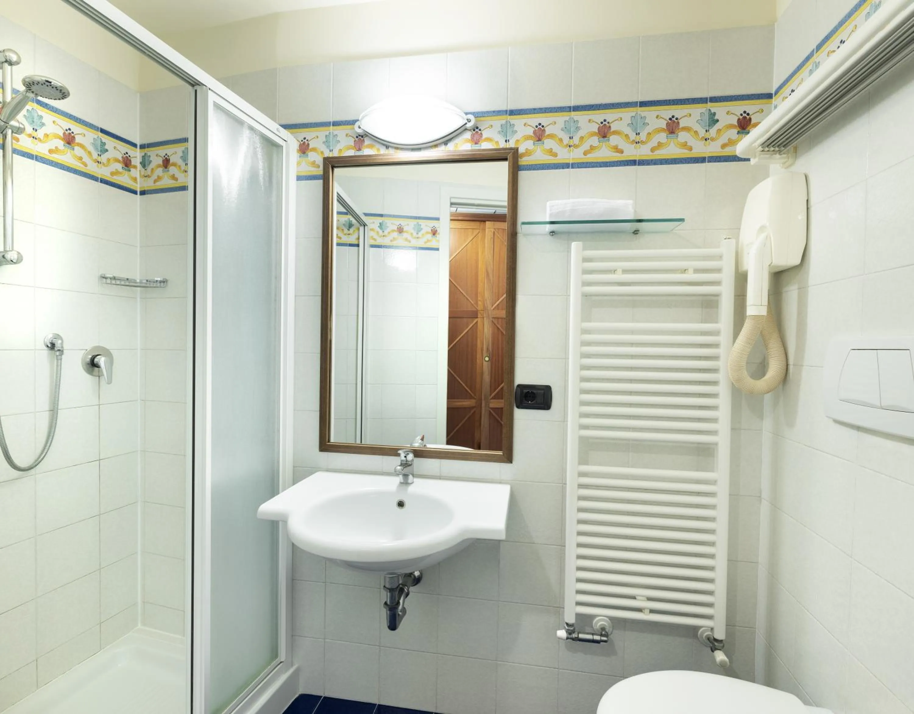 Shower in Hotel Bellevue Beach - sul mare