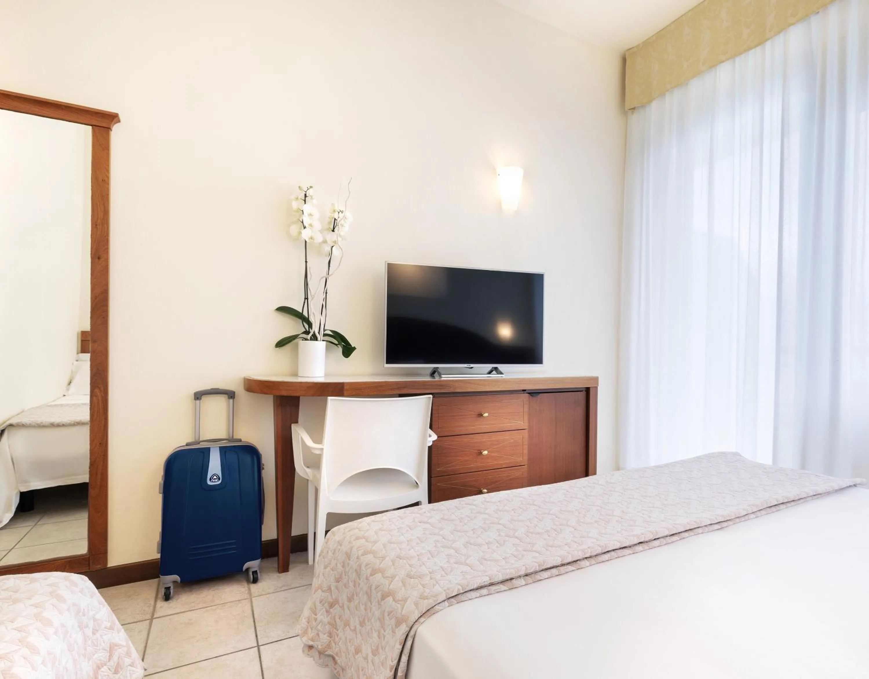 Bed in Hotel Bellevue Beach - sul mare