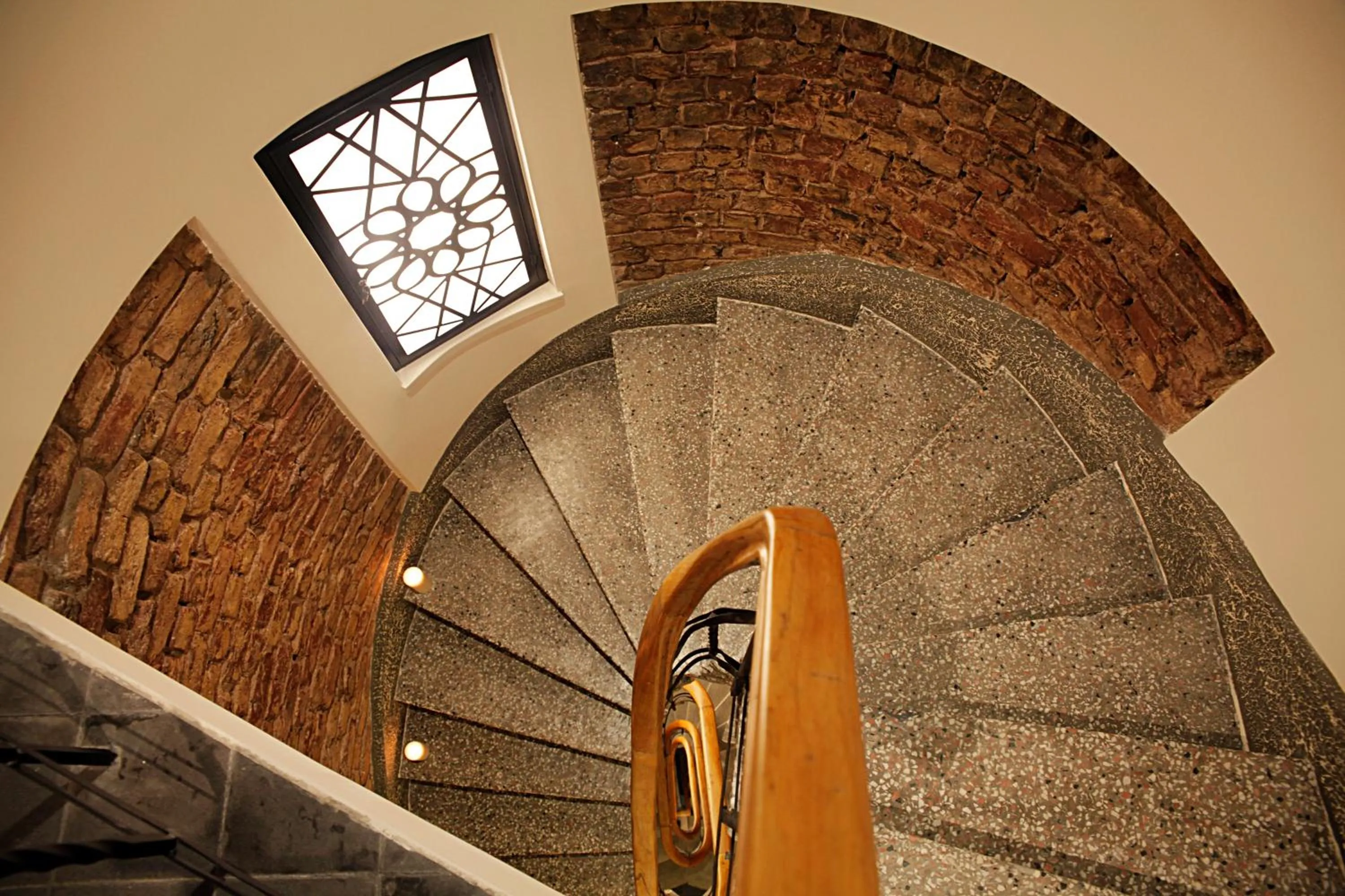 Facade/entrance in Frida Suites