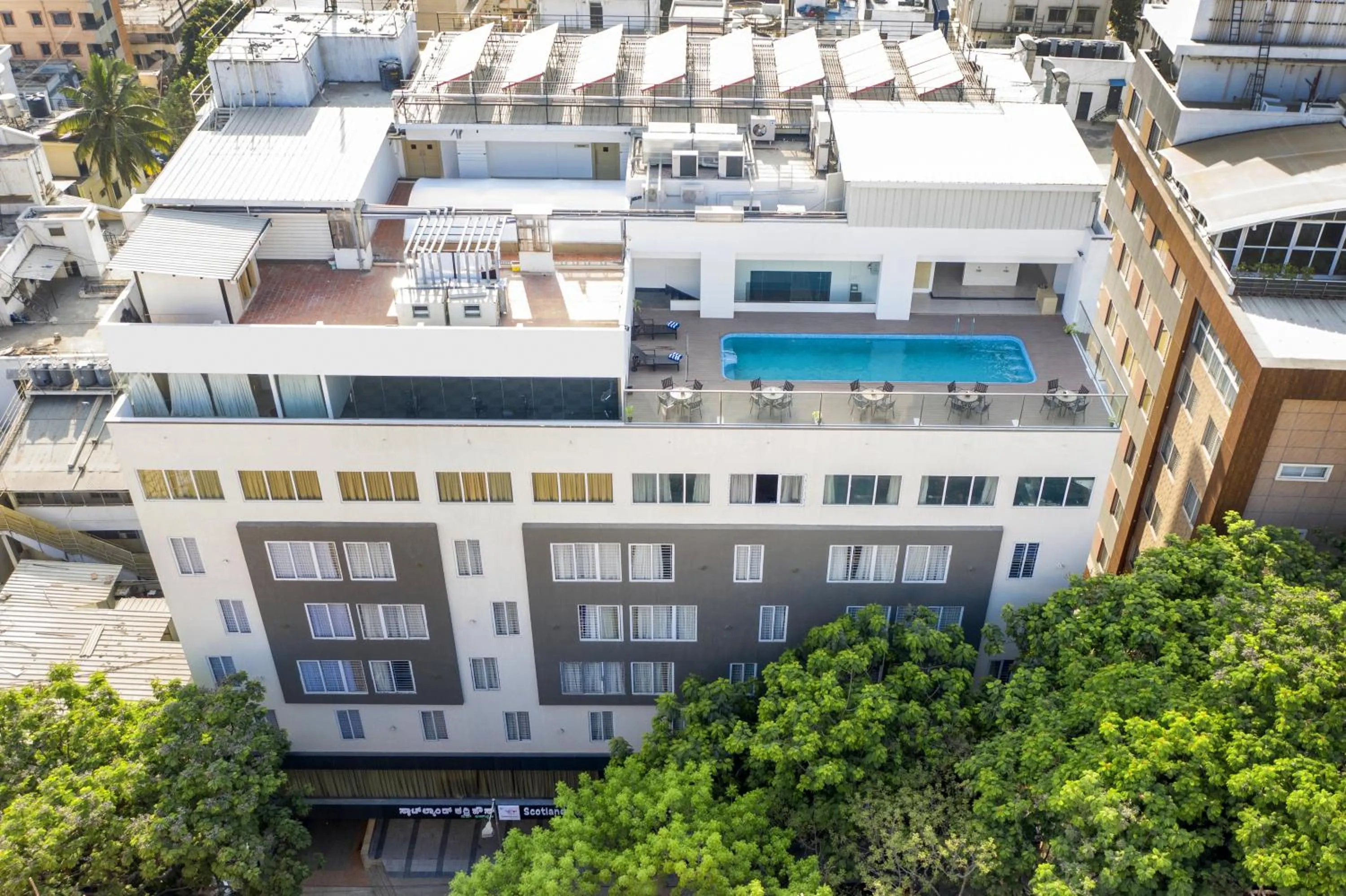 Property building in Zion - A Luxurious Hotel