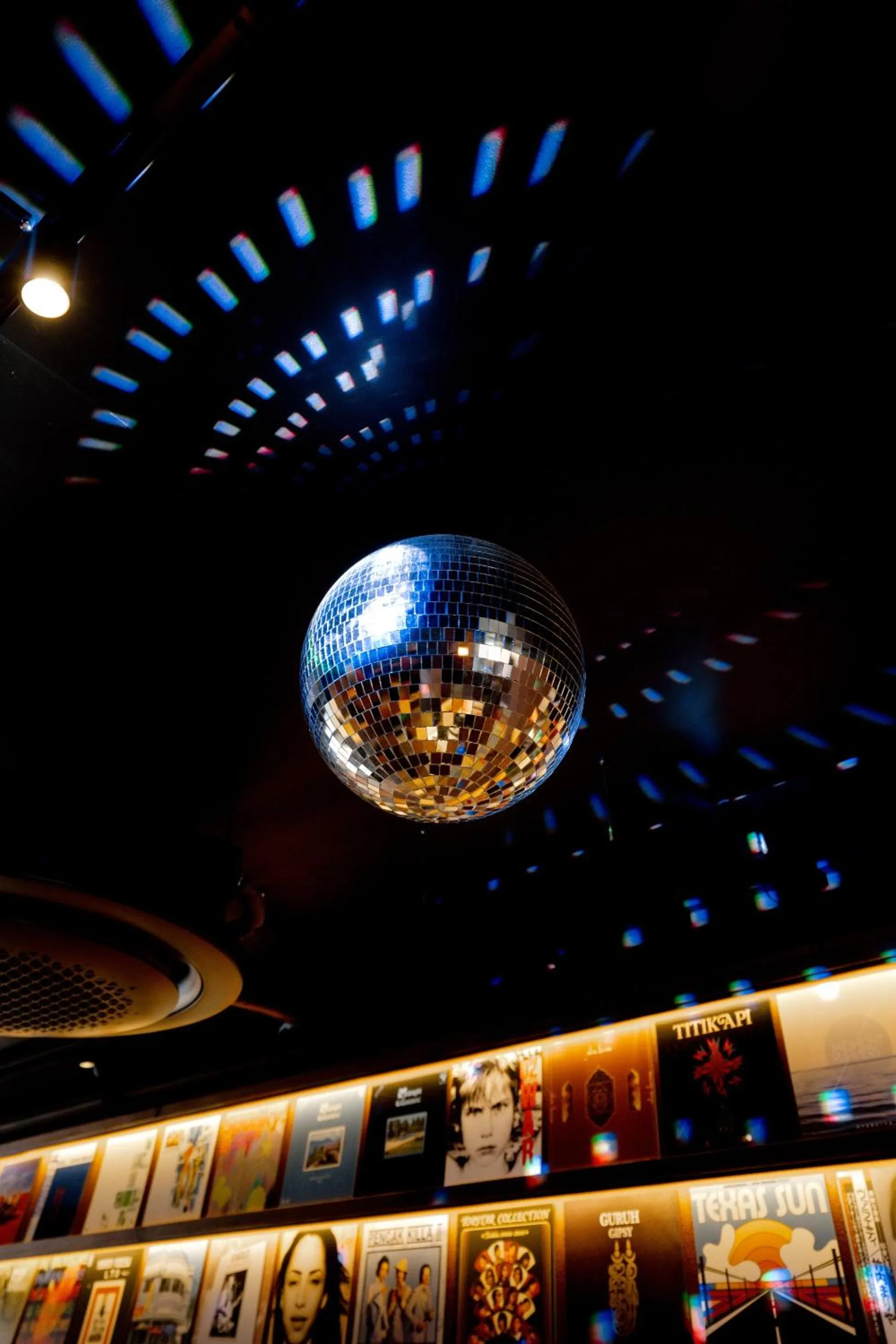 Lounge or bar in Titik Dua