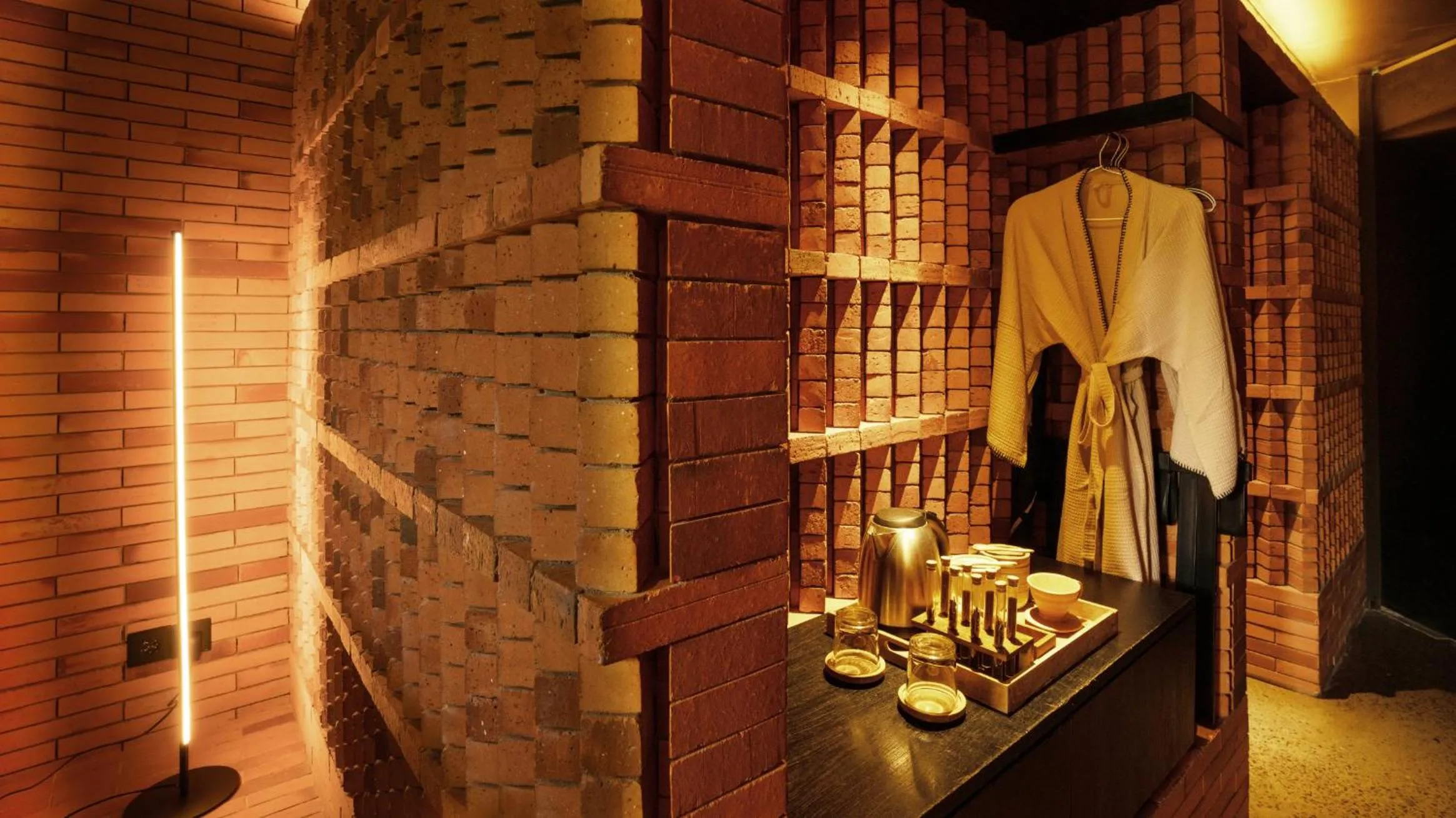 Coffee/tea facilities in Titik Dua