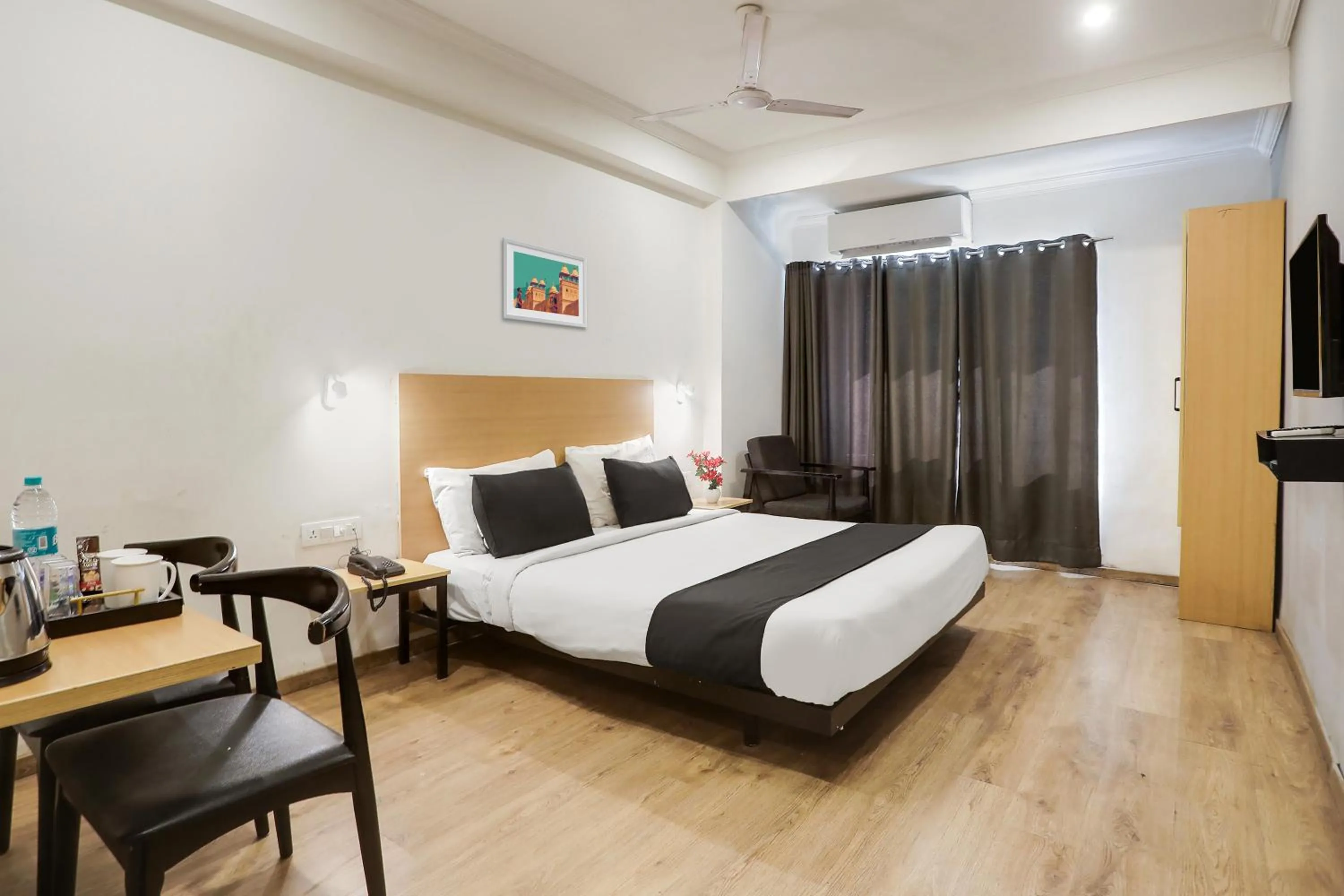 Bedroom, Bed in Townhouse Rajdhani Residency