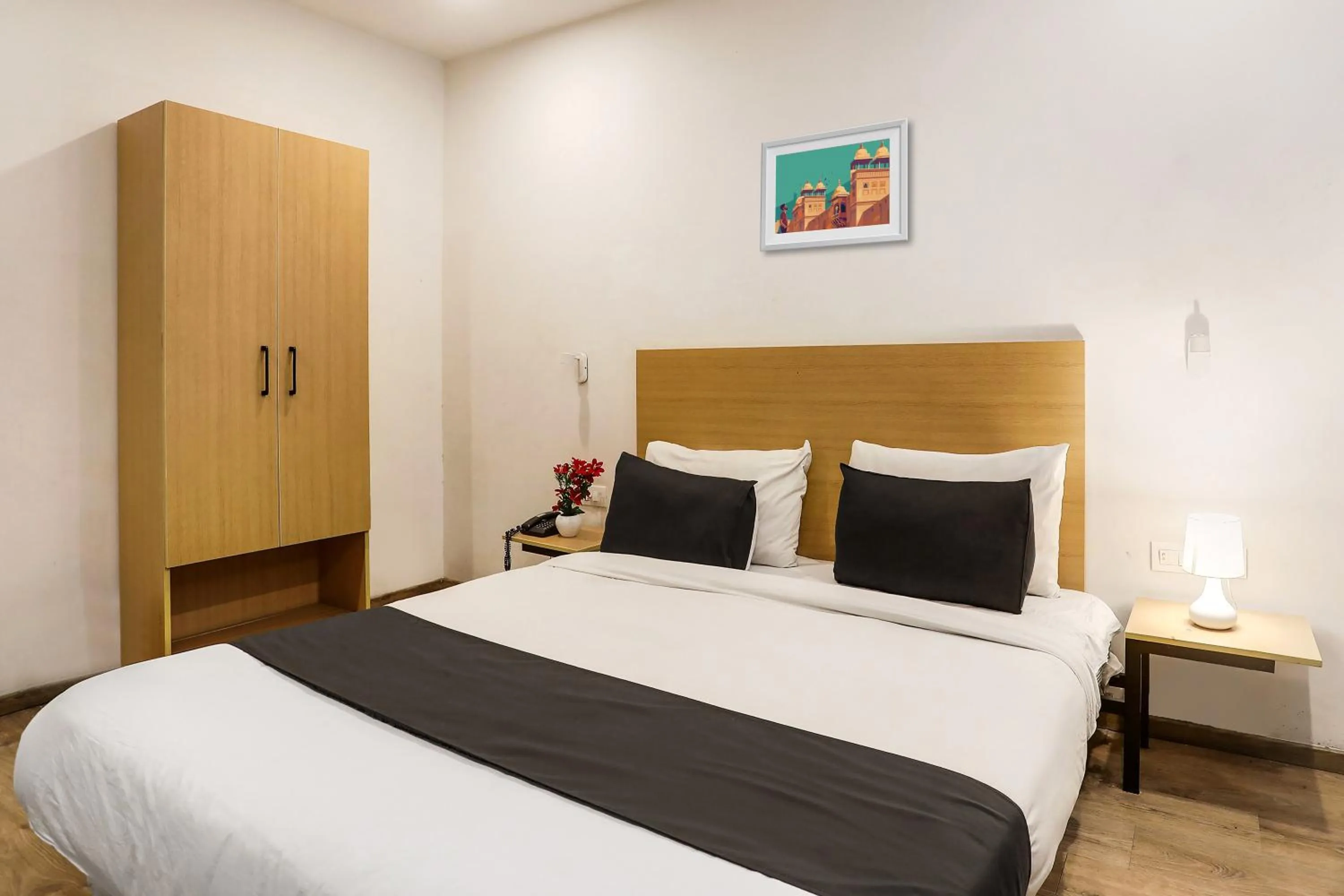 Bedroom, Bed in Townhouse Rajdhani Residency