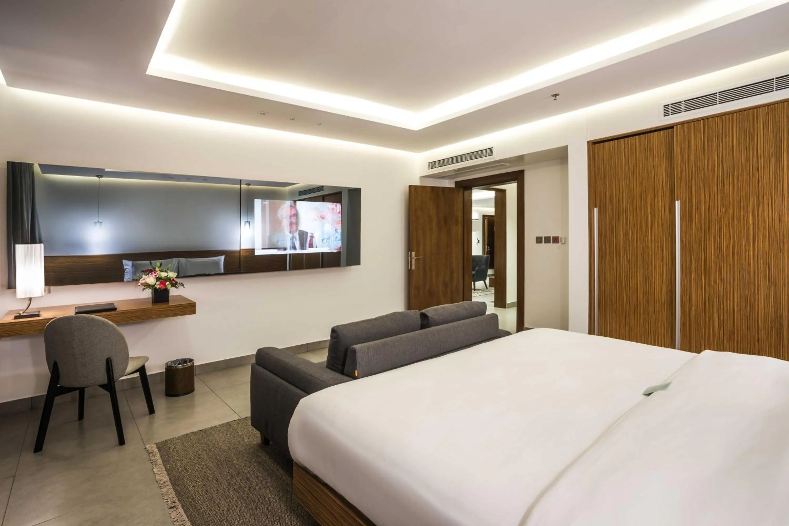 Photo of the whole room, Bed in Boudl Al Wadi