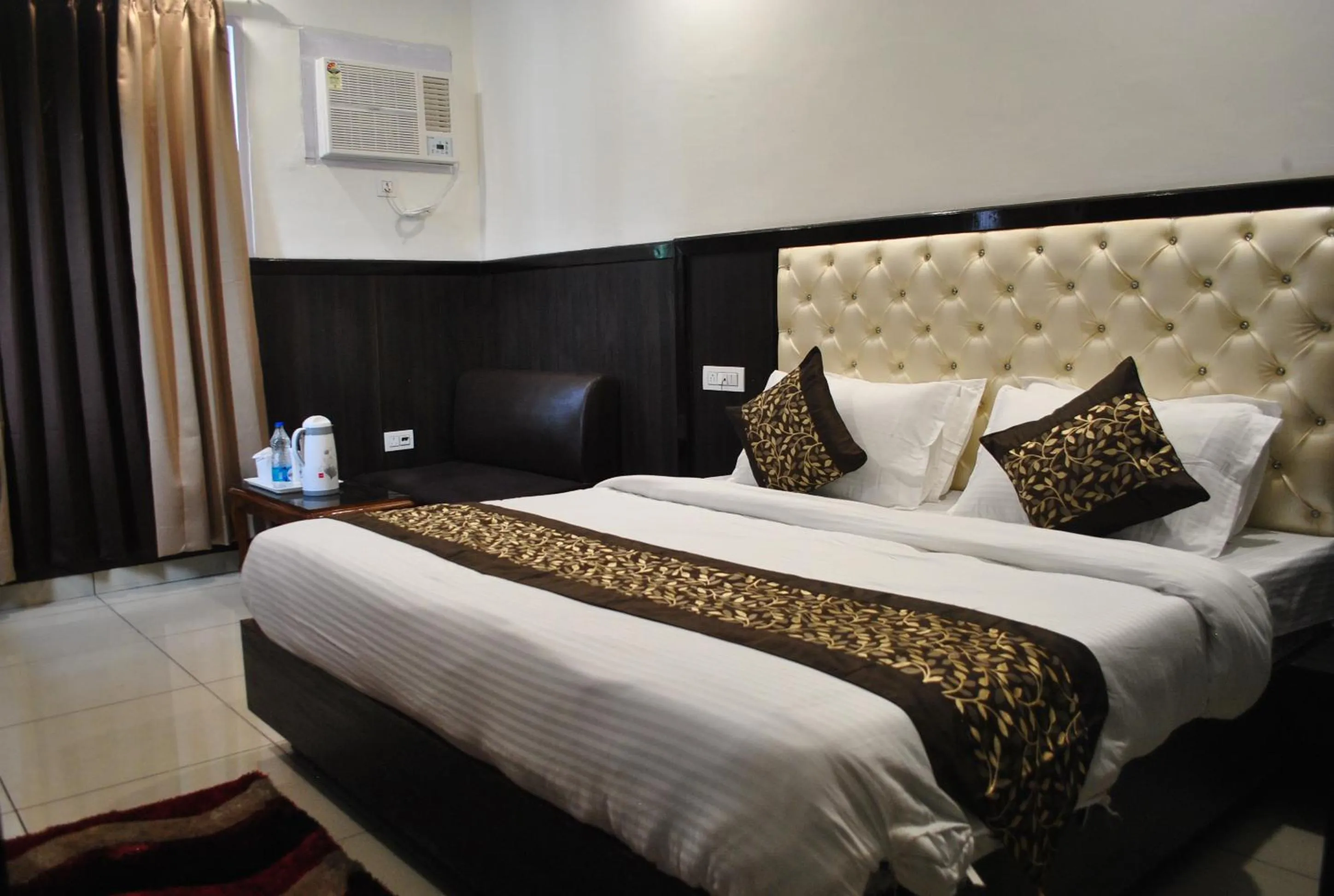 Bedroom, Bed in Hotel Green Valley