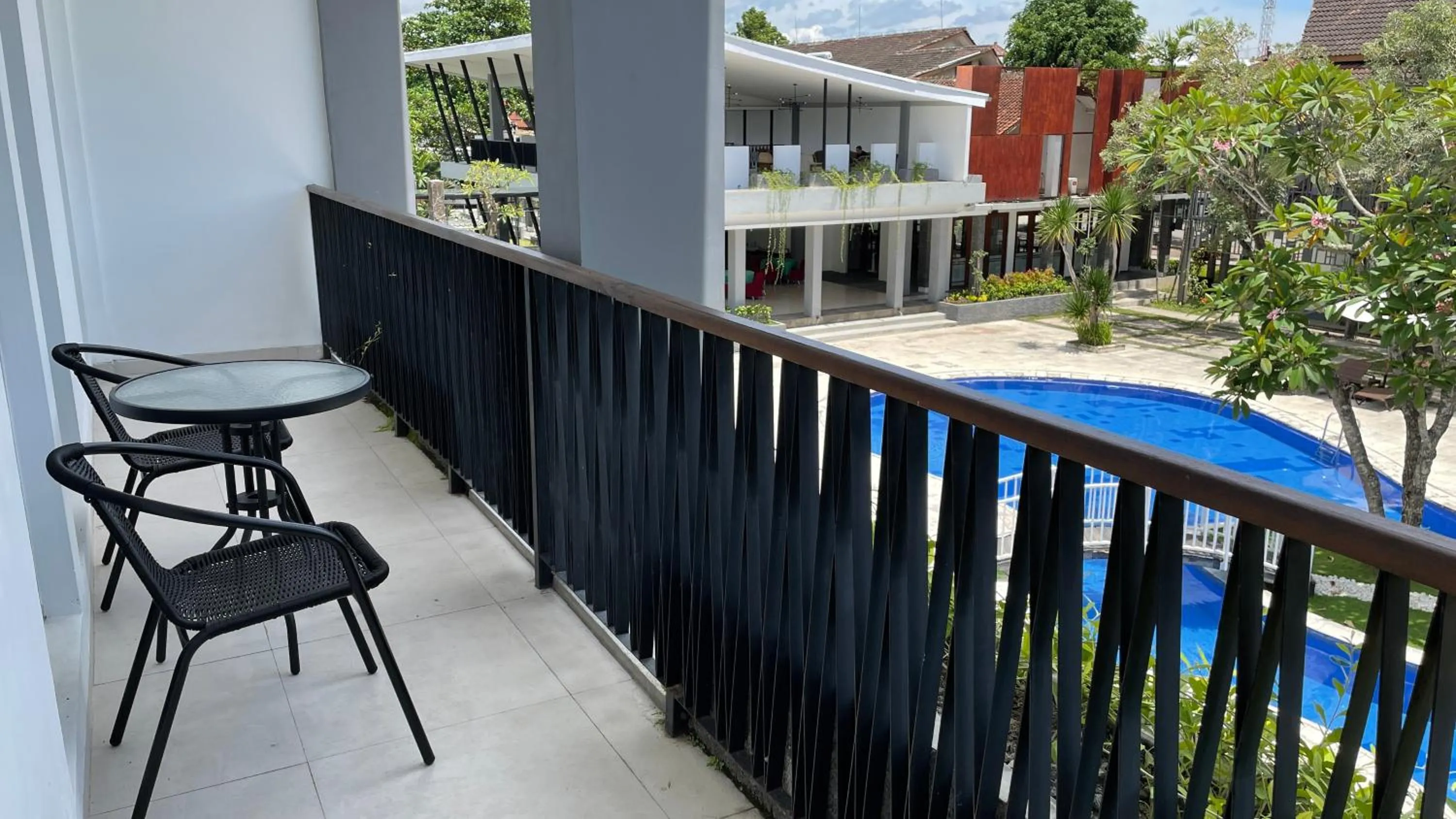 Balcony/Terrace in LPP Garden Hotel