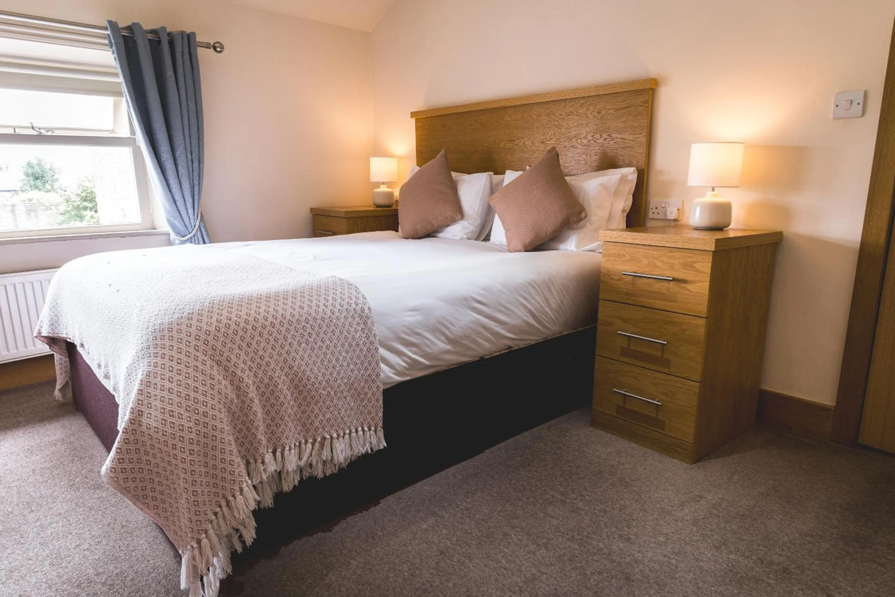 Bedroom, Bed in The Horse & Farrier