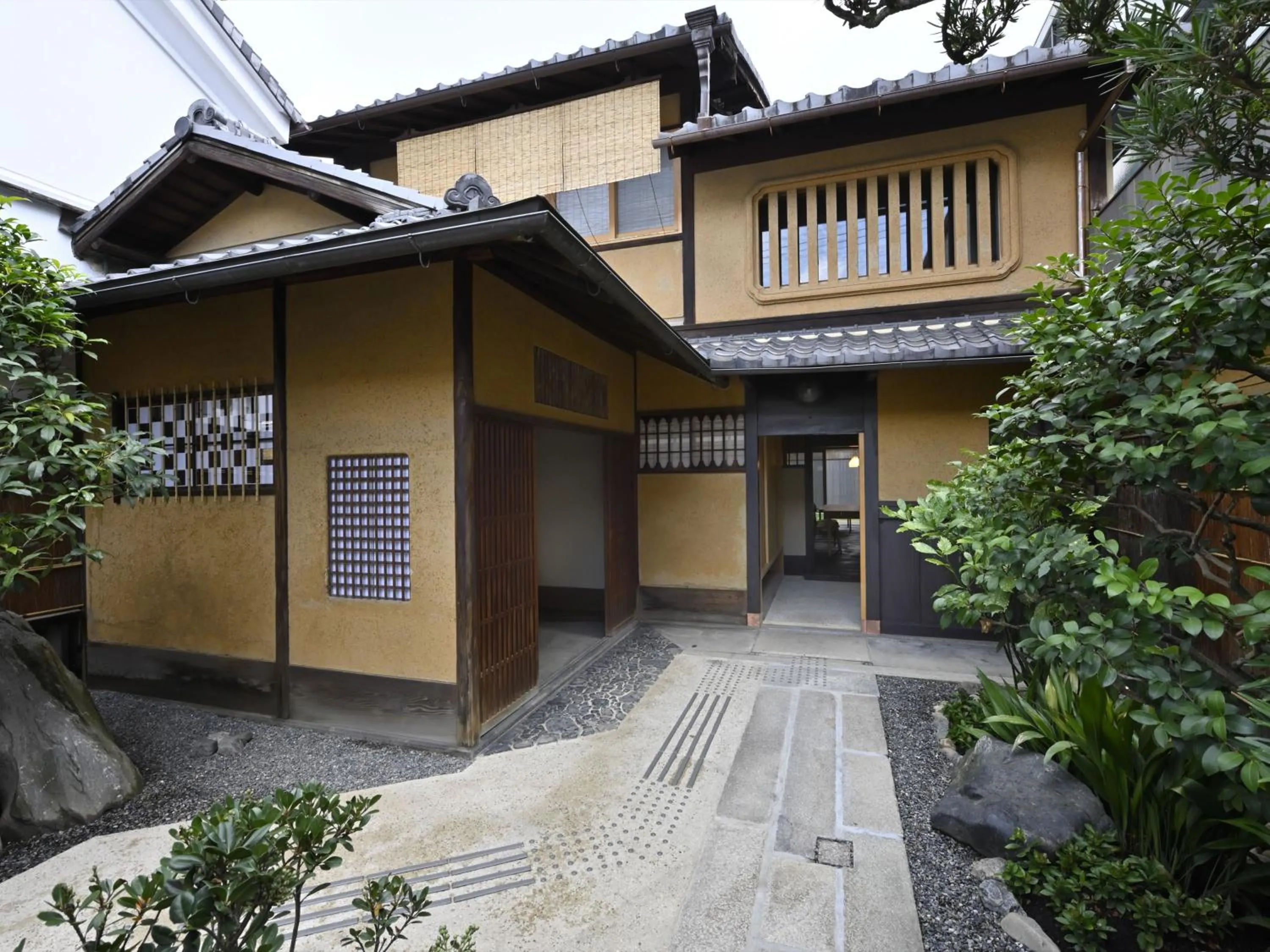 Facade/entrance in Kyo no Ondokoro NISHIJIN VILLA #5